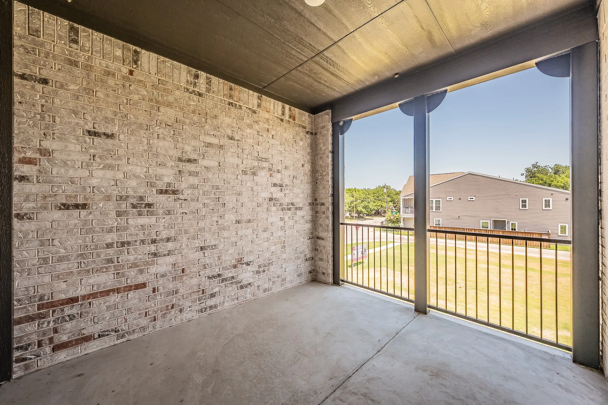 Condominium For Sale in Tarrant County , 305 Sunset Lane 102, Fort Worth, Texas 76114, 3 Bedroom, 3 Bathroom, 2 Garage spaces, 2,325 Sqft, built in 2024, mls#21405895, Real Estate Agent in Fort Worth, Homes For Sale in Tarrant county, Homes For Sale in Fort Worth, Realtor in Fort Worth Texas, Real Estate Brokerage Independent Realty Texas, Luminita Cordes Realtor