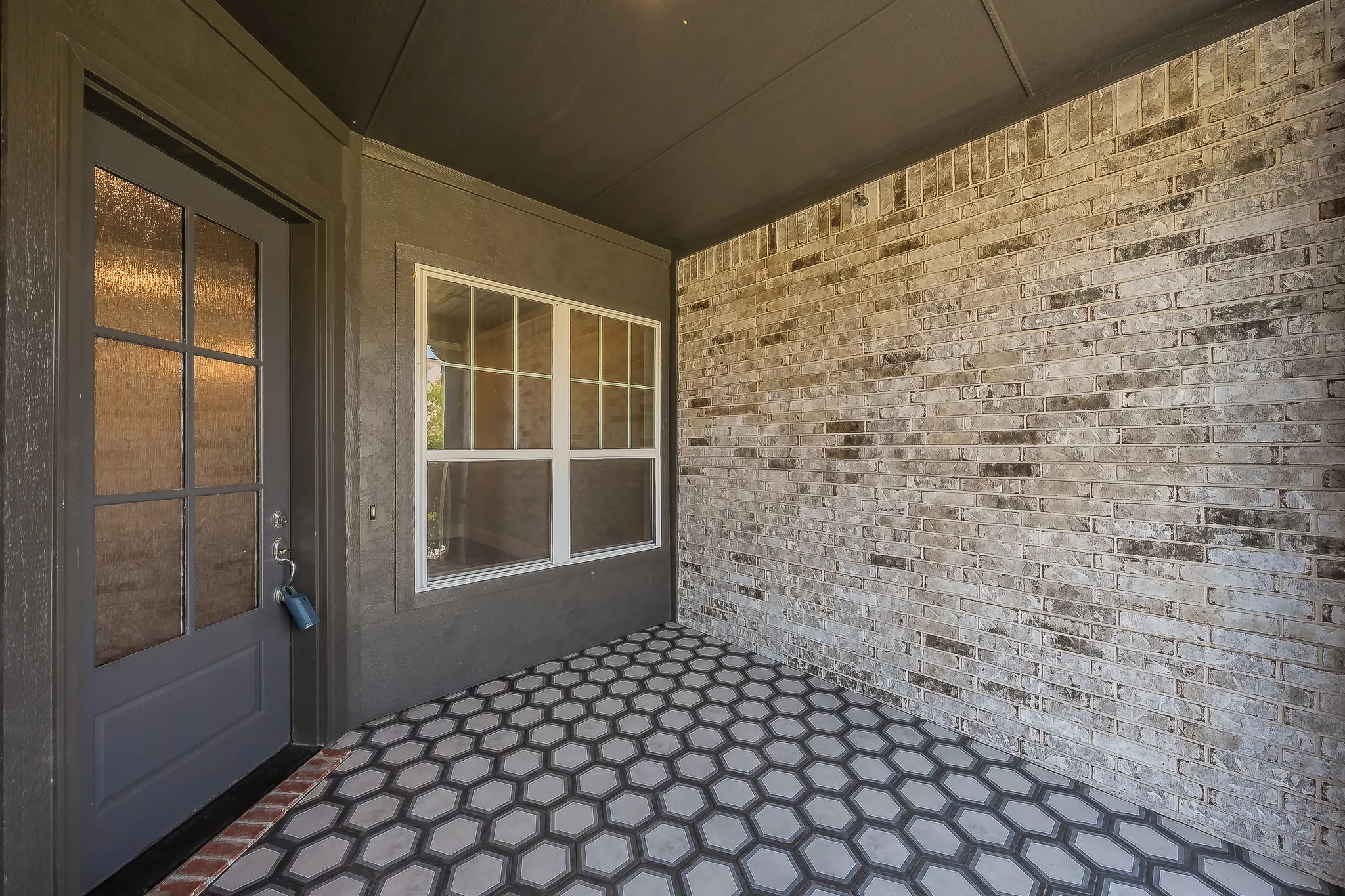 Condominium For Sale in Tarrant County , 305 Sunset Lane 102, Fort Worth, Texas 76114, 3 Bedroom, 3 Bathroom, 2 Garage spaces, 2,325 Sqft, built in 2024, mls#21405895, Real Estate Agent in Fort Worth, Homes For Sale in Tarrant county, Homes For Sale in Fort Worth, Realtor in Fort Worth Texas, Real Estate Brokerage Independent Realty Texas, Luminita Cordes Realtor