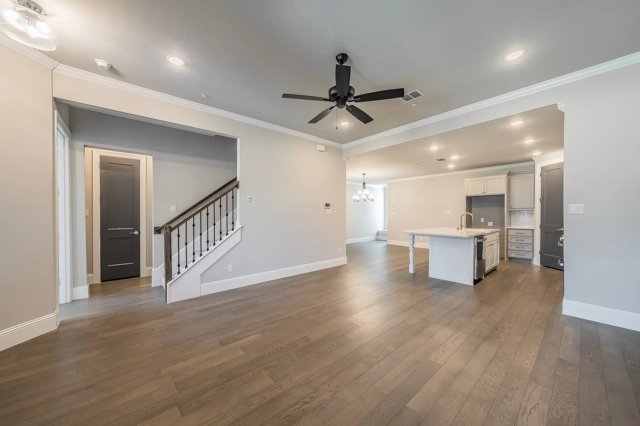 Condominium For Sale in Tarrant County , 305 Sunset Lane 102, Fort Worth, Texas 76114, 3 Bedroom, 3 Bathroom, 2 Garage spaces, 2,325 Sqft, built in 2024, mls#21405895, Real Estate Agent in Fort Worth, Homes For Sale in Tarrant county, Homes For Sale in Fort Worth, Realtor in Fort Worth Texas, Real Estate Brokerage Independent Realty Texas, Luminita Cordes Realtor