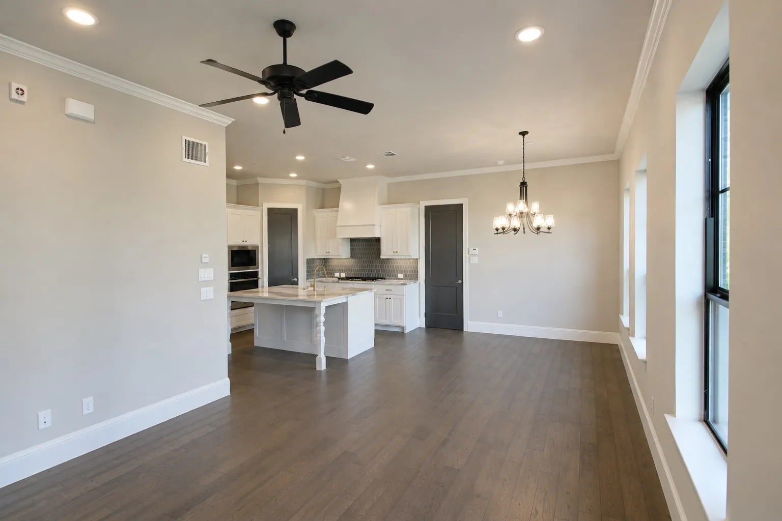Condominium For Sale in Tarrant County , 305 Sunset Lane 101, Fort Worth, Texas 76114, 4 Bedroom, 5 Bathroom, 2 Garage spaces, 2,568 Sqft, built in 2024, mls#21405889, Real Estate Agent in Fort Worth, Homes For Sale in Tarrant county, Homes For Sale in Fort Worth, Realtor in Fort Worth Texas, Real Estate Brokerage Independent Realty Texas, Luminita Cordes Realtor