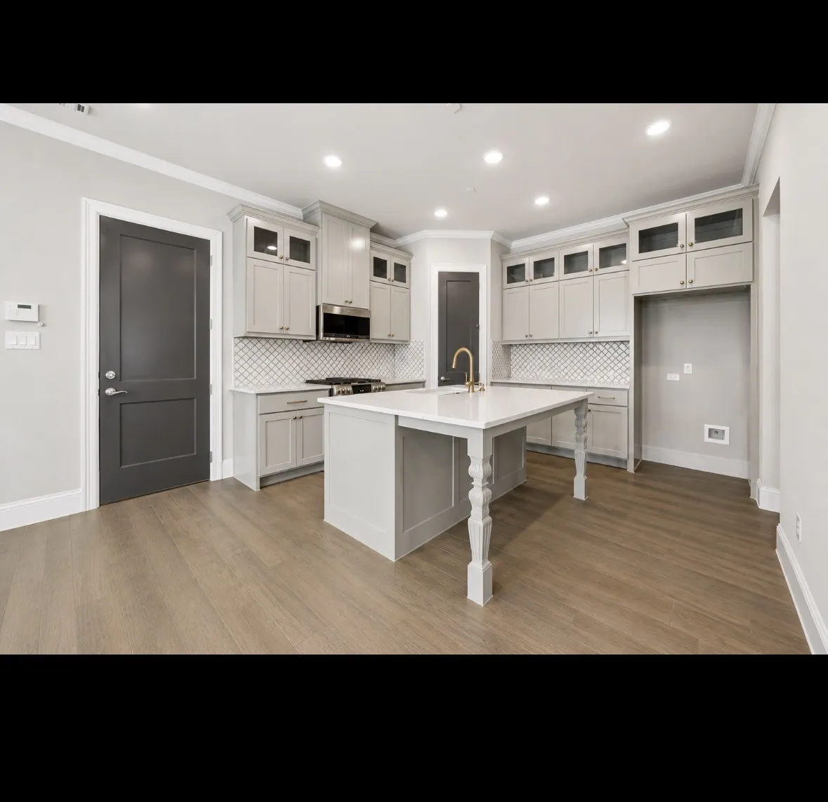 Condominium For Sale in Tarrant County , 305 Sunset Lane 104, Fort Worth, Texas 76114, 4 Bedroom, 4 Bathroom, 2 Garage spaces, 2,402 Sqft, built in 2024, mls#21405882, Real Estate Agent in Fort Worth, Homes For Sale in Tarrant county, Homes For Sale in Fort Worth, Realtor in Fort Worth Texas, Real Estate Brokerage Independent Realty Texas, Luminita Cordes Realtor