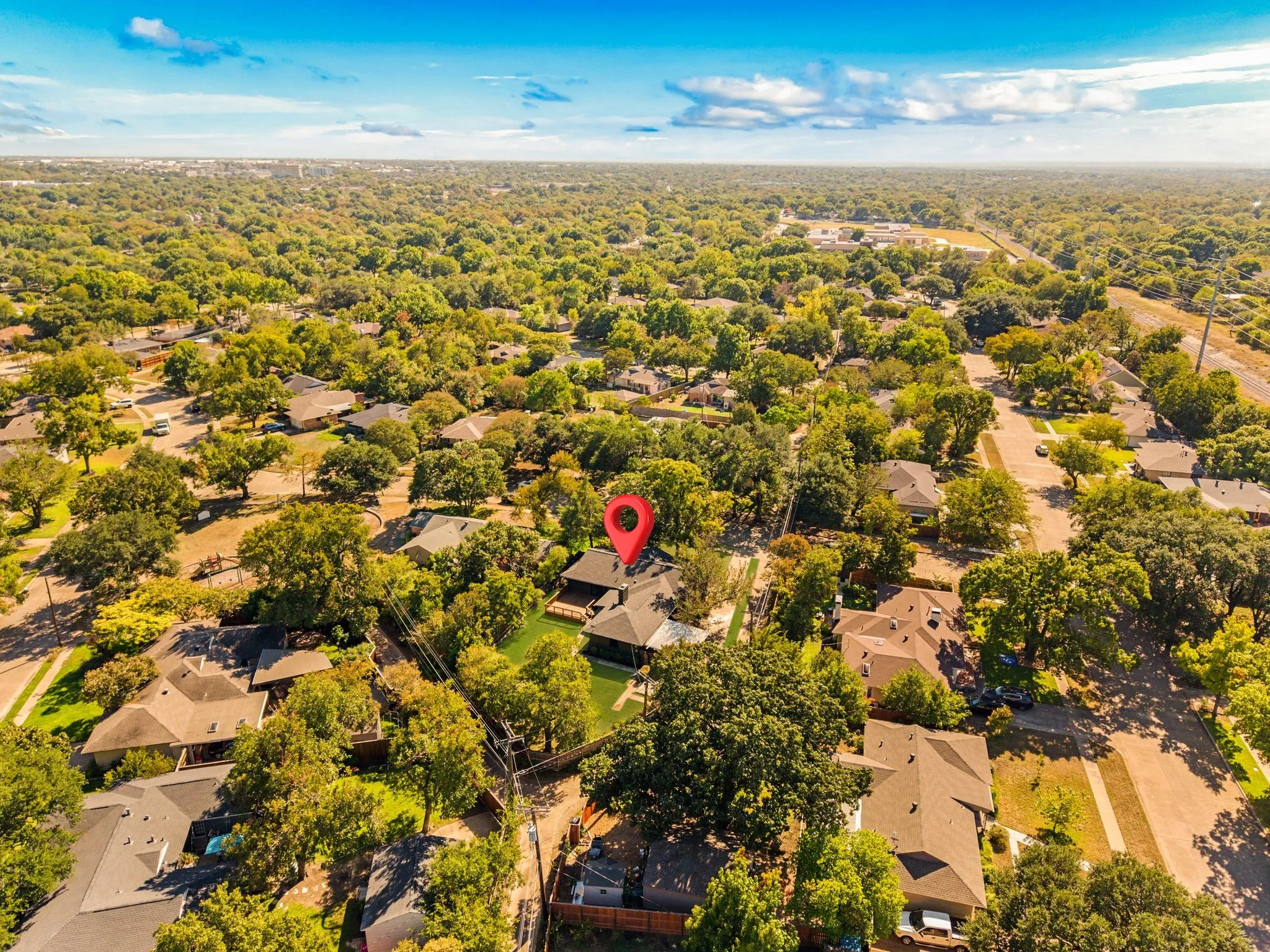 Single Family Residence For Sale in Dallas County , 1631 Macmanus Drive, Dallas, Texas 75228, 3 Bedroom, 2 Bathroom, 2 Garage spaces, 1,904 Sqft, built in 1954, mls#21406389, Real Estate Agent in Dallas, Homes For Sale in Dallas county, Homes For Sale in Dallas, Realtor in Dallas Texas, Real Estate Brokerage Independent Realty Texas, Luminita Cordes Realtor