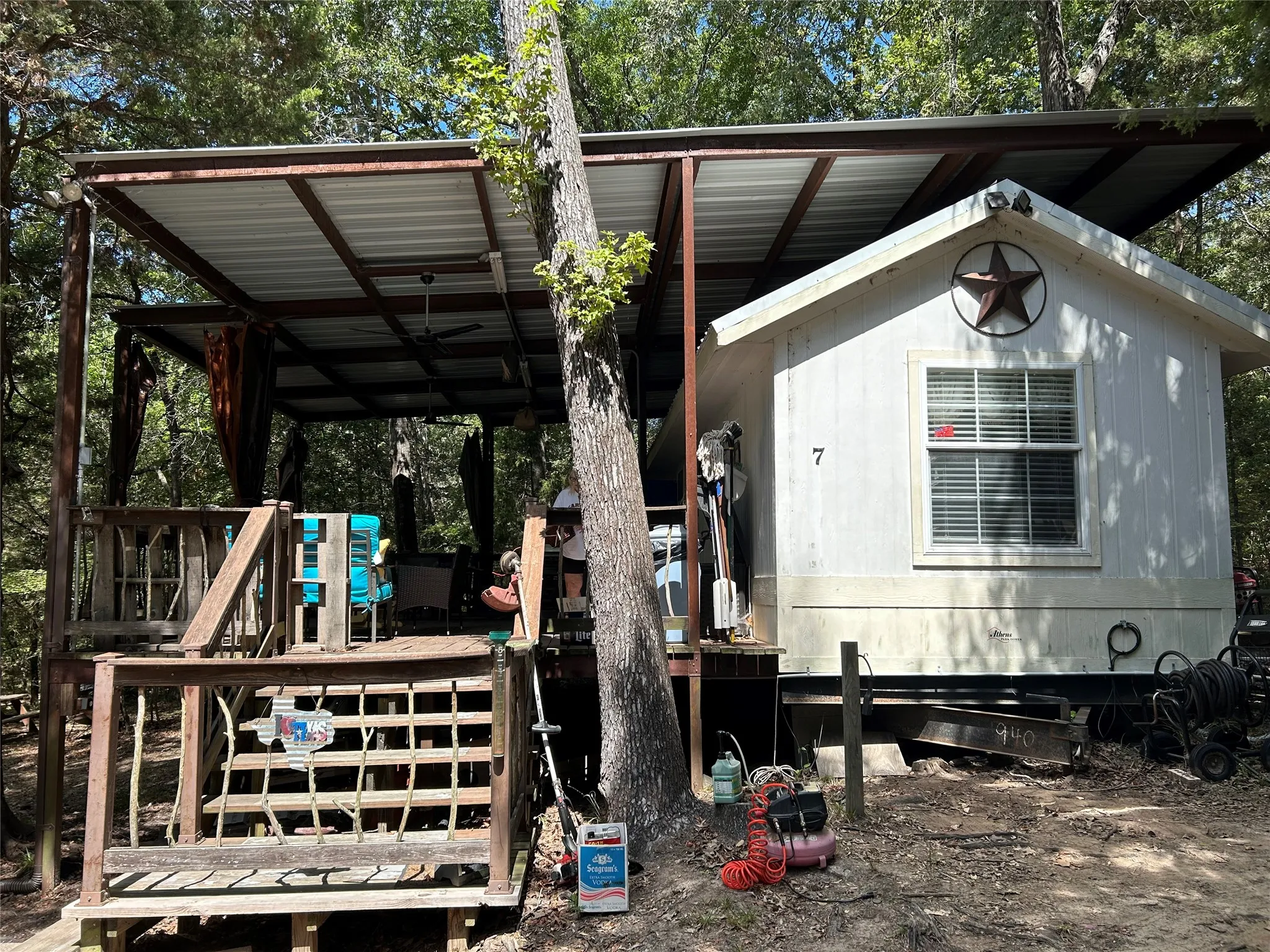 Manufactured Home For Sale in Wood County , 6435 FM 17 Lots70-77, Yantis, Texas 75497, 1 Bedroom, 1 Bathroom, Garage spaces, 400 Sqft, built in 2009, mls#21407727, Real Estate Agent in Yantis, Homes For Sale in Wood county, Homes For Sale in Yantis, Realtor in Yantis Texas, Real Estate Brokerage Independent Realty Texas, Luminita Cordes Realtor