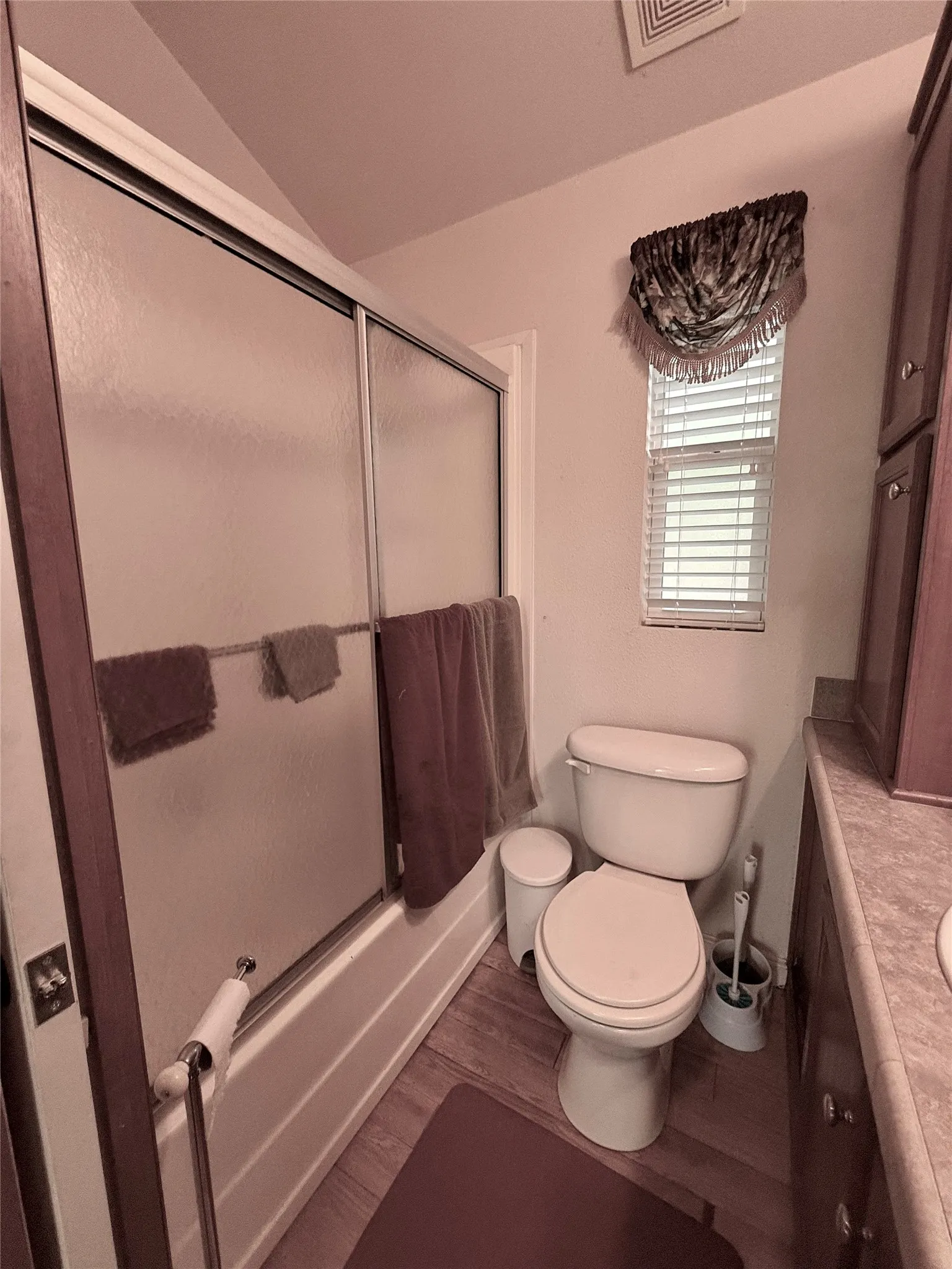 Manufactured Home For Sale in Wood County , 6435 FM 17 Lots70-77, Yantis, Texas 75497, 1 Bedroom, 1 Bathroom, Garage spaces, 400 Sqft, built in 2009, mls#21407727, Real Estate Agent in Yantis, Homes For Sale in Wood county, Homes For Sale in Yantis, Realtor in Yantis Texas, Real Estate Brokerage Independent Realty Texas, Luminita Cordes Realtor