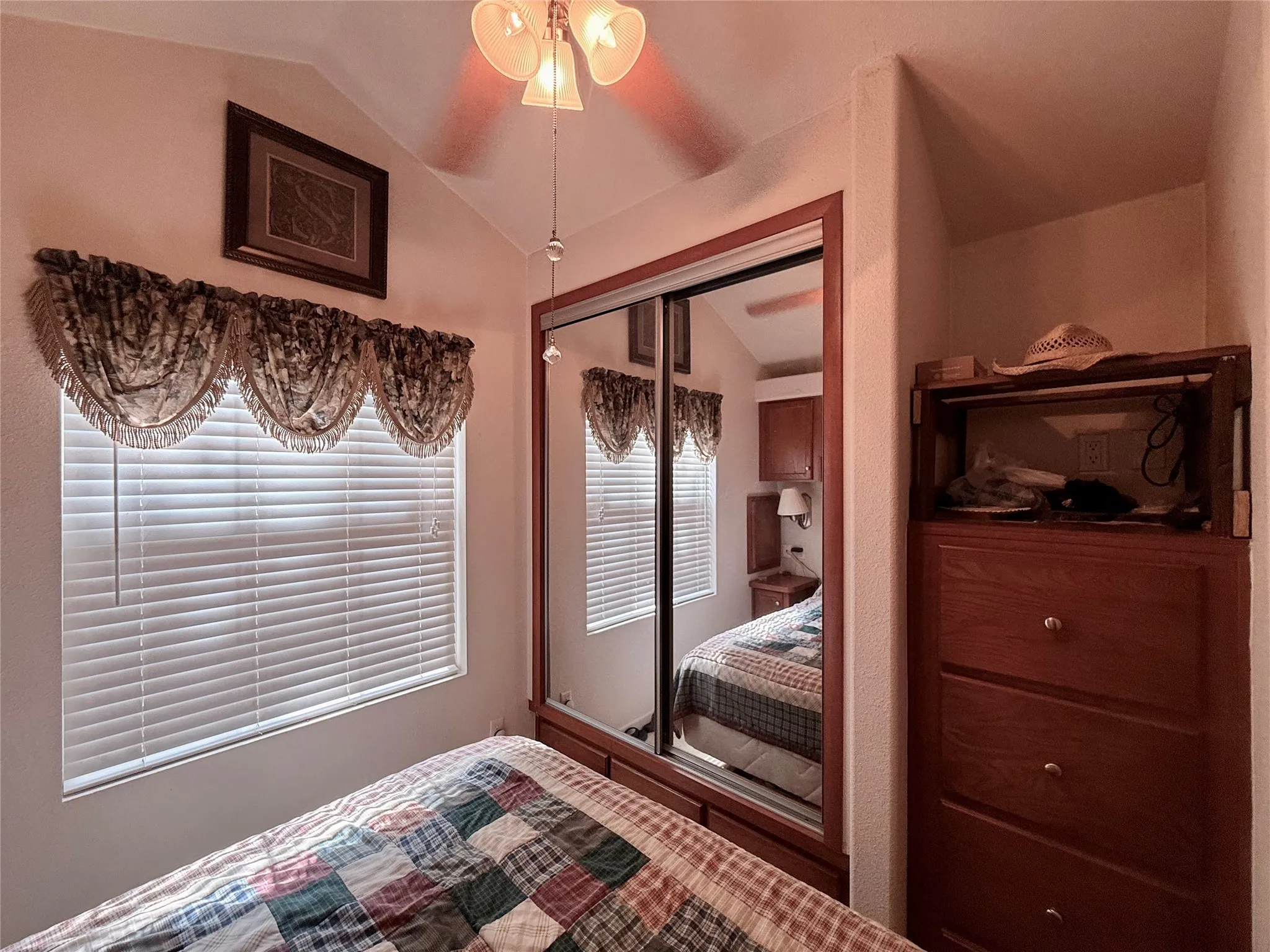Manufactured Home For Sale in Wood County , 6435 FM 17 Lots70-77, Yantis, Texas 75497, 1 Bedroom, 1 Bathroom, Garage spaces, 400 Sqft, built in 2009, mls#21407727, Real Estate Agent in Yantis, Homes For Sale in Wood county, Homes For Sale in Yantis, Realtor in Yantis Texas, Real Estate Brokerage Independent Realty Texas, Luminita Cordes Realtor