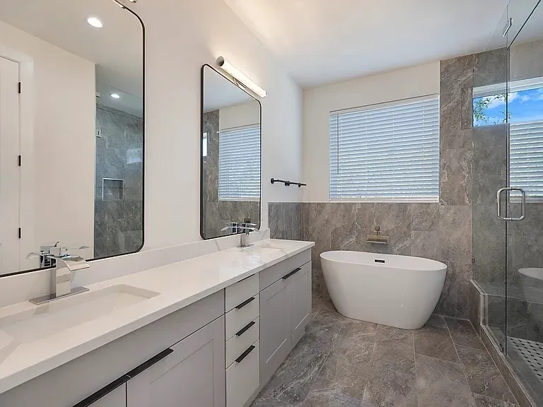 Duplex For Sale in Dallas County , 1120-1122 Muncie Avenue, Dallas, Texas 75212, 6 Bedroom, 8 Bathroom, 4 Garage spaces, 0 Sqft, built in 2023, mls#21406298, Real Estate Agent in Dallas, Homes For Sale in Dallas county, Homes For Sale in Dallas, Realtor in Dallas Texas, Real Estate Brokerage Independent Realty Texas, Luminita Cordes Realtor