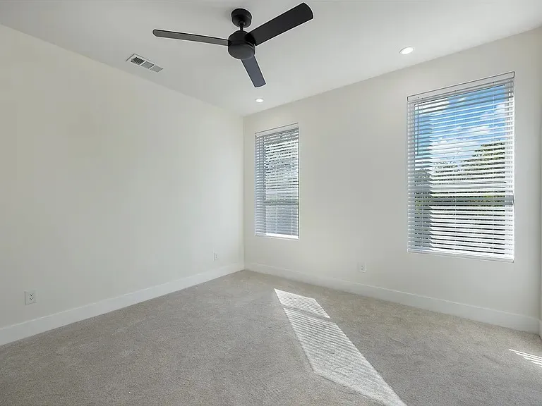 Duplex For Sale in Dallas County , 1120-1122 Muncie Avenue, Dallas, Texas 75212, 6 Bedroom, 8 Bathroom, 4 Garage spaces, 0 Sqft, built in 2023, mls#21406298, Real Estate Agent in Dallas, Homes For Sale in Dallas county, Homes For Sale in Dallas, Realtor in Dallas Texas, Real Estate Brokerage Independent Realty Texas, Luminita Cordes Realtor