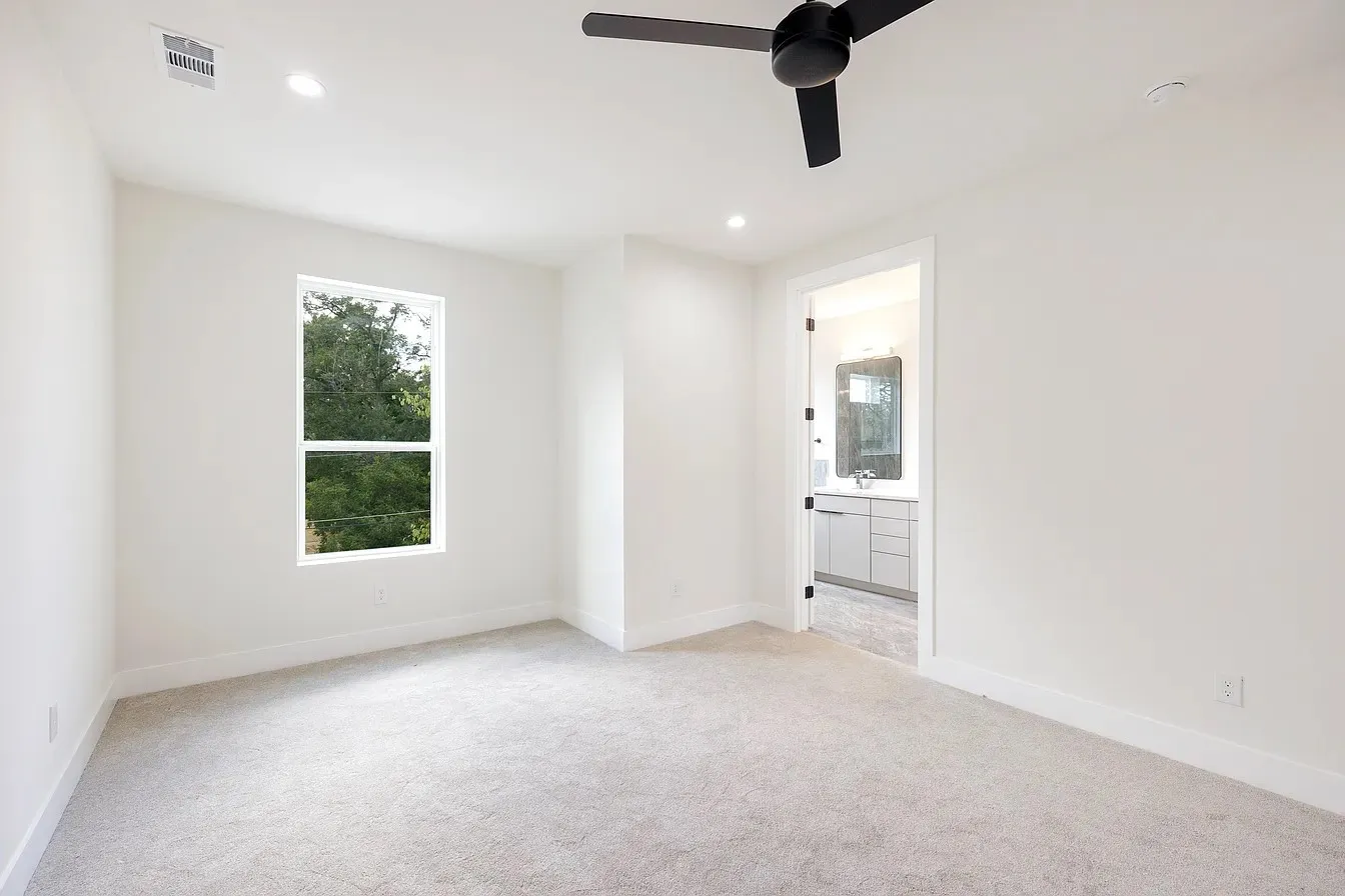 Duplex For Sale in Dallas County , 1120-1122 Muncie Avenue, Dallas, Texas 75212, 6 Bedroom, 8 Bathroom, 4 Garage spaces, 0 Sqft, built in 2023, mls#21406298, Real Estate Agent in Dallas, Homes For Sale in Dallas county, Homes For Sale in Dallas, Realtor in Dallas Texas, Real Estate Brokerage Independent Realty Texas, Luminita Cordes Realtor