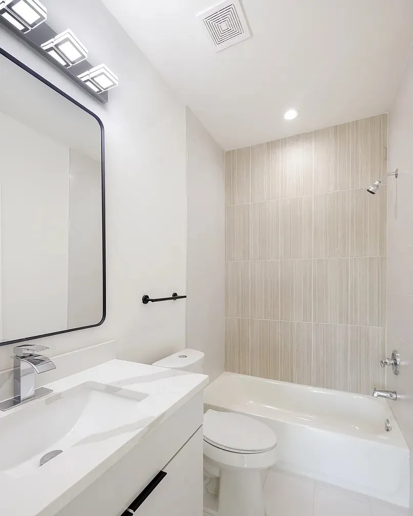 Duplex For Sale in Dallas County , 1120-1122 Muncie Avenue, Dallas, Texas 75212, 6 Bedroom, 8 Bathroom, 4 Garage spaces, 0 Sqft, built in 2023, mls#21406298, Real Estate Agent in Dallas, Homes For Sale in Dallas county, Homes For Sale in Dallas, Realtor in Dallas Texas, Real Estate Brokerage Independent Realty Texas, Luminita Cordes Realtor