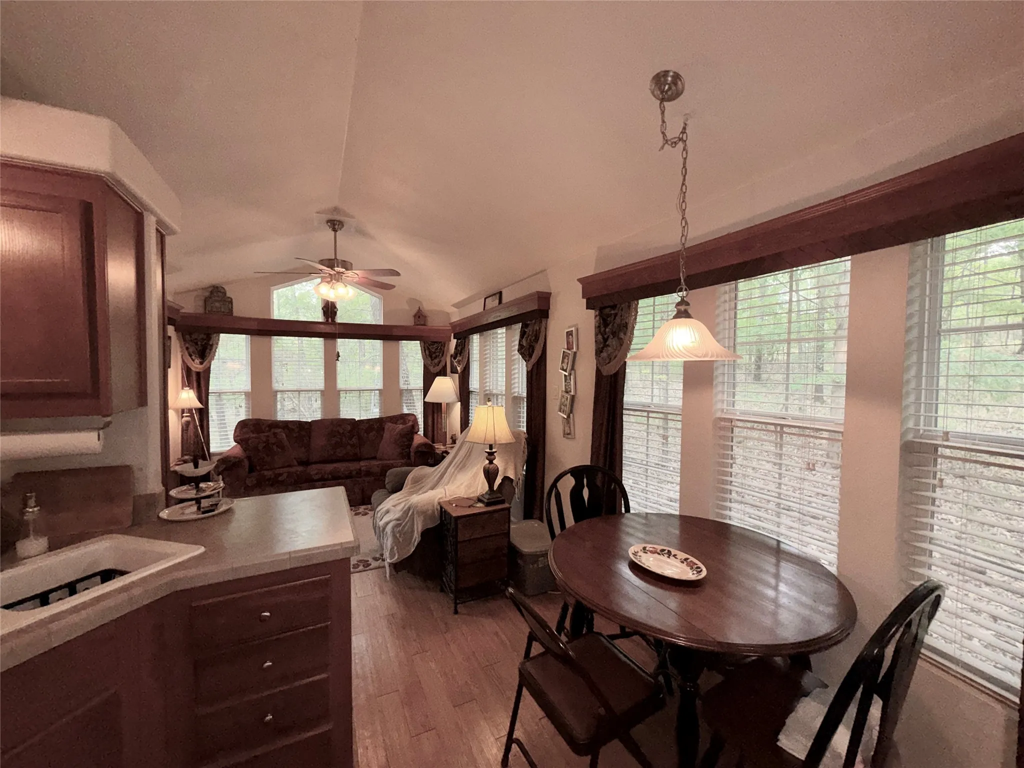 Manufactured Home For Sale in Wood County , 6435 FM 17 LOTS 68-77, Yantis, Texas 75497, 3 Bedroom, 2 Bathroom, Garage spaces, 700 Sqft, built in 2009, mls#21407730, Real Estate Agent in Yantis, Homes For Sale in Wood county, Homes For Sale in Yantis, Realtor in Yantis Texas, Real Estate Brokerage Independent Realty Texas, Luminita Cordes Realtor