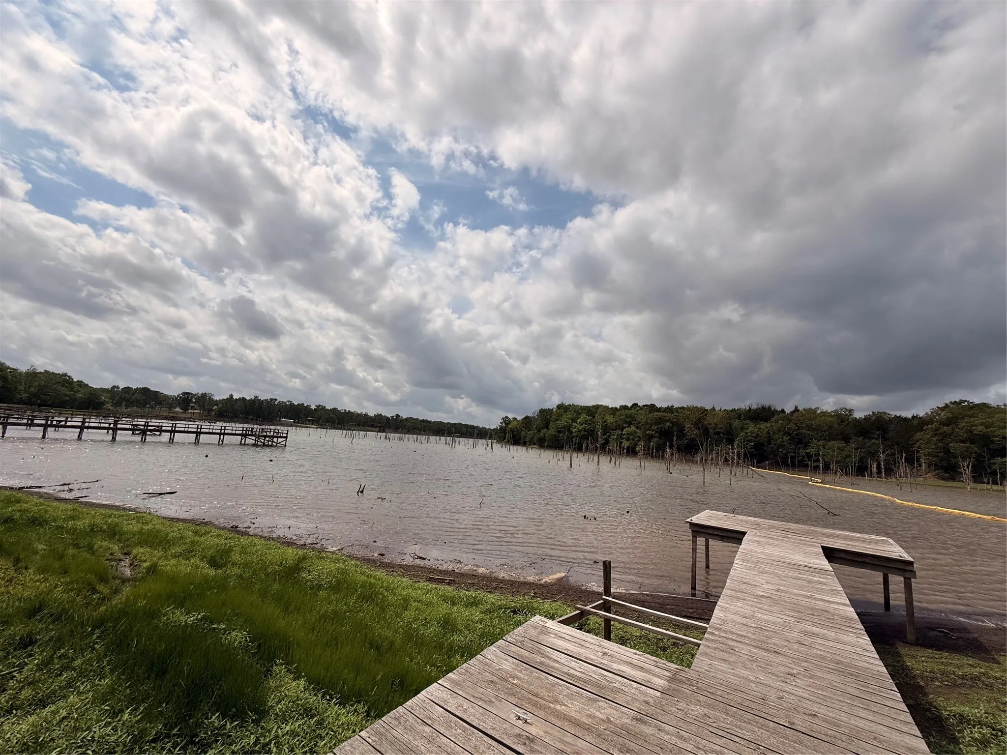 Manufactured Home For Sale in Wood County , 6435 FM 17 LOTS 68-77, Yantis, Texas 75497, 3 Bedroom, 2 Bathroom, Garage spaces, 700 Sqft, built in 2009, mls#21407730, Real Estate Agent in Yantis, Homes For Sale in Wood county, Homes For Sale in Yantis, Realtor in Yantis Texas, Real Estate Brokerage Independent Realty Texas, Luminita Cordes Realtor