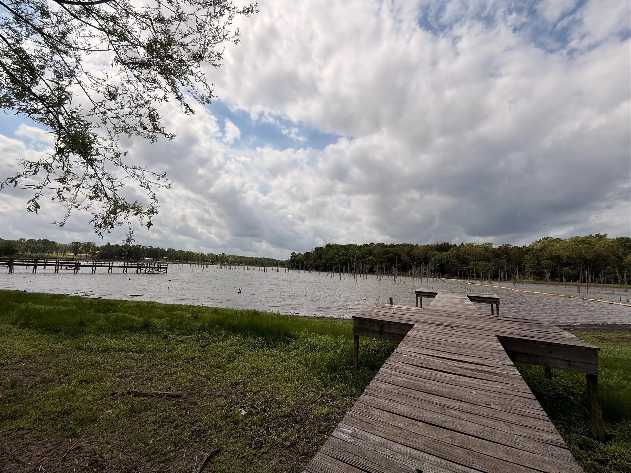 Manufactured Home For Sale in Wood County , 6435 FM 17 LOTS 68-77, Yantis, Texas 75497, 3 Bedroom, 2 Bathroom, Garage spaces, 700 Sqft, built in 2009, mls#21407730, Real Estate Agent in Yantis, Homes For Sale in Wood county, Homes For Sale in Yantis, Realtor in Yantis Texas, Real Estate Brokerage Independent Realty Texas, Luminita Cordes Realtor