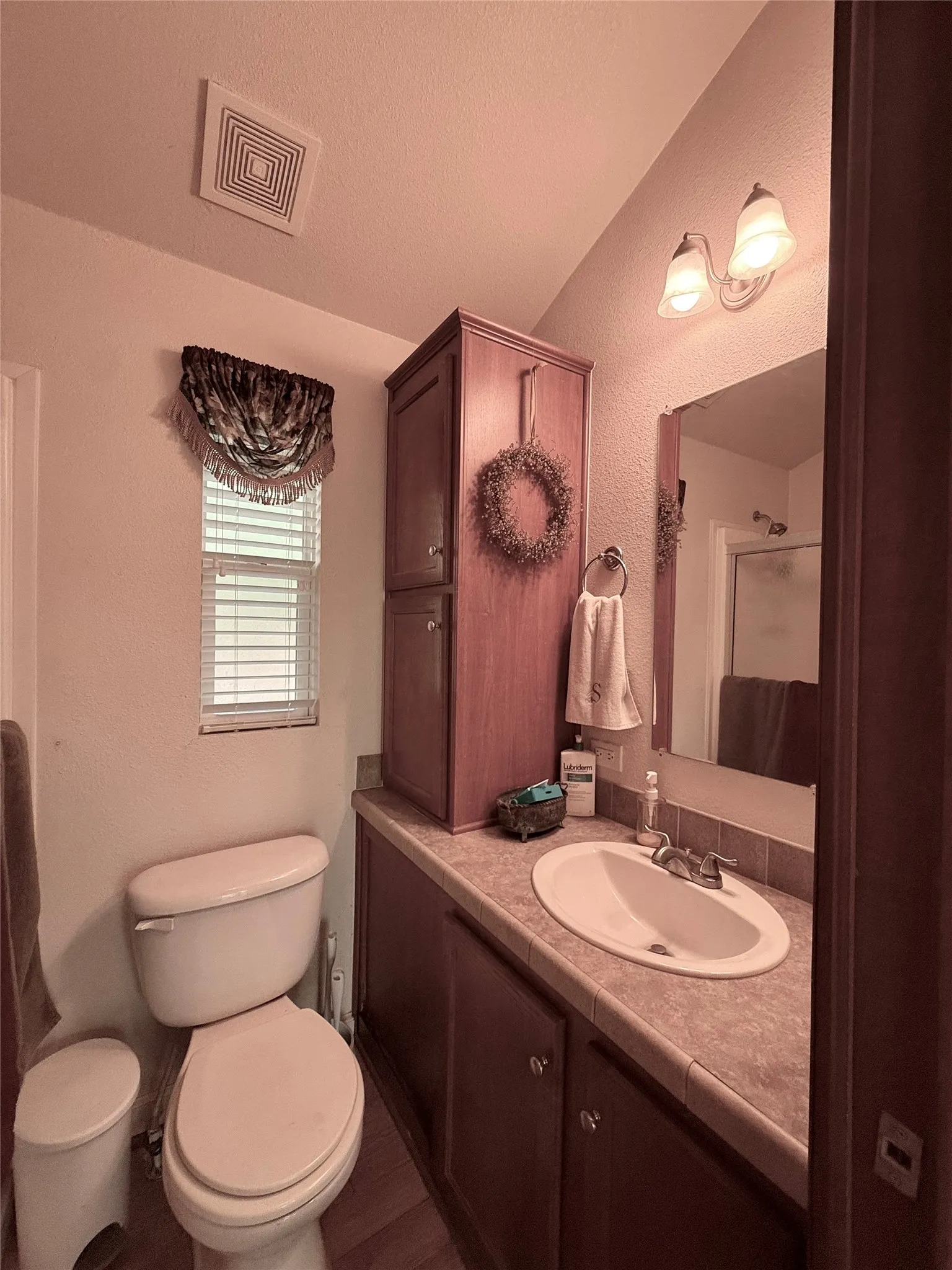 Manufactured Home For Sale in Wood County , 6435 FM 17 LOTS 68-77, Yantis, Texas 75497, 3 Bedroom, 2 Bathroom, Garage spaces, 700 Sqft, built in 2009, mls#21407730, Real Estate Agent in Yantis, Homes For Sale in Wood county, Homes For Sale in Yantis, Realtor in Yantis Texas, Real Estate Brokerage Independent Realty Texas, Luminita Cordes Realtor