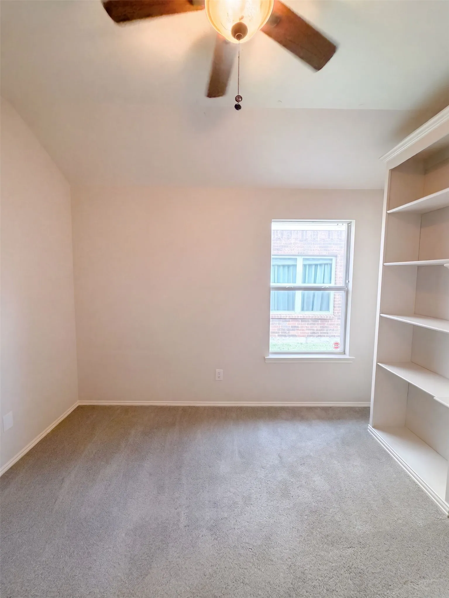 Single Family Residence For Sale in Denton County , 14609 Little Anne Drive, Little Elm, Texas 75068, 4 Bedroom, 2 Bathroom, 2 Garage spaces, 2,055 Sqft, built in 2004, mls#21407731, Real Estate Agent in Little Elm, Homes For Sale in Denton county, Homes For Sale in Little Elm, Realtor in Little Elm Texas, Real Estate Brokerage Independent Realty Texas, Luminita Cordes Realtor