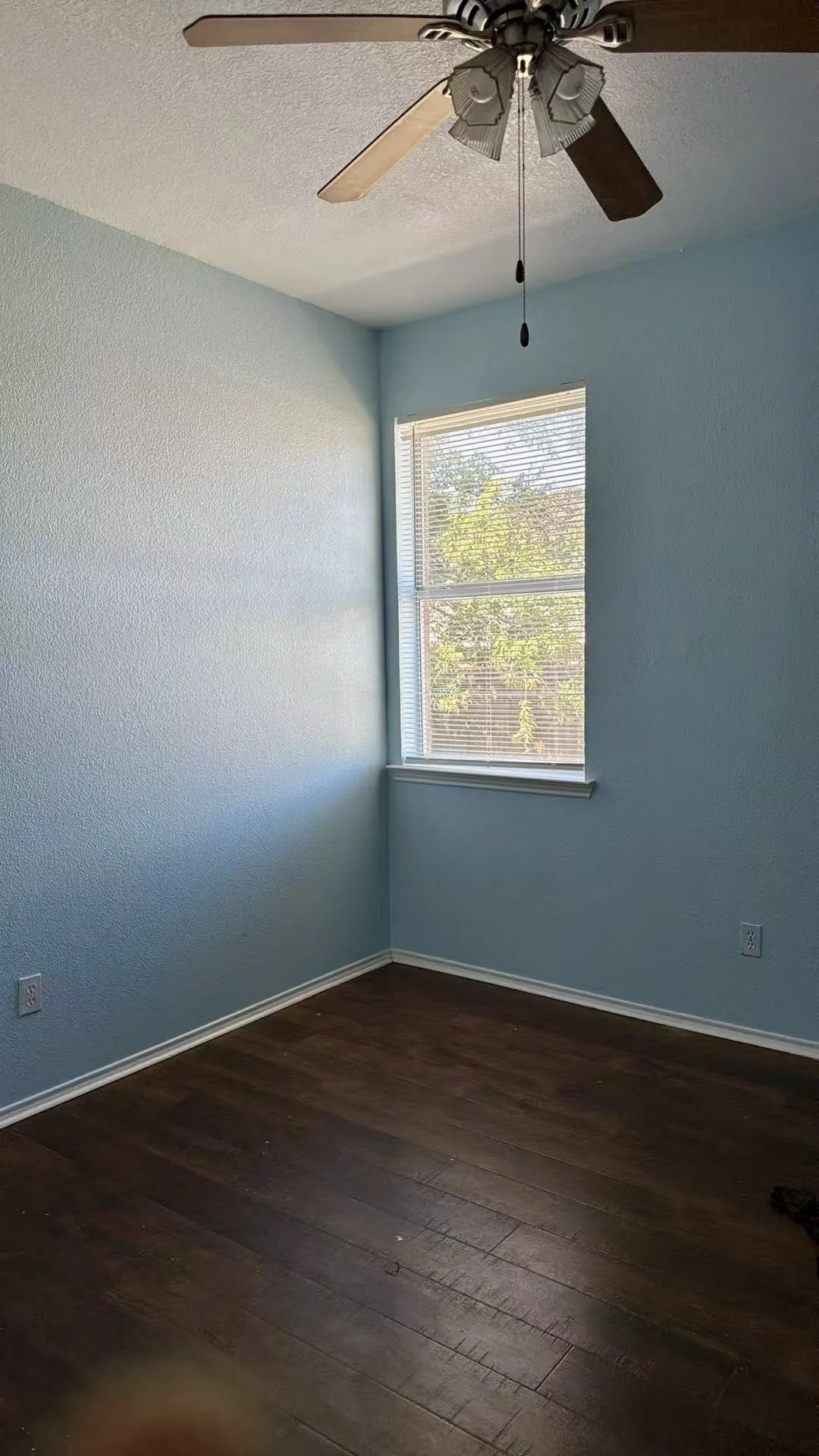 Single Family Residence For Rent in Tarrant County , 3605 Lasso Road, Fort Worth, Texas 76262, 4 Bedroom, 2 Bathroom, 2 Garage spaces, 1,929 Sqft, built in 2001, mls#21407724, Real Estate Agent in Fort Worth, Homes For Rent in Tarrant county, Homes For Rent in Fort Worth, Realtor in Fort Worth Texas, Real Estate Brokerage Independent Realty Texas, Luminita Cordes Realtor