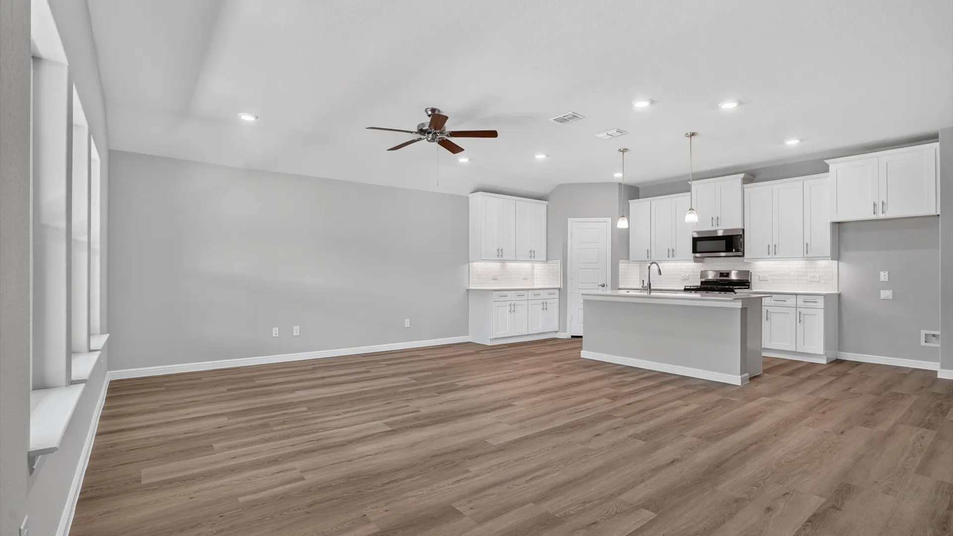 Single Family Residence For Sale in Dallas County , 1509 SHELDON Drive, De Soto, Texas 75115, 4 Bedroom, 2 Bathroom, 2 Garage spaces, 2,115 Sqft, built in 2026, mls#21404876, Real Estate Agent in De Soto, Homes For Sale in Dallas county, Homes For Sale in De Soto, Realtor in De Soto Texas, Real Estate Brokerage Independent Realty Texas, Luminita Cordes Realtor