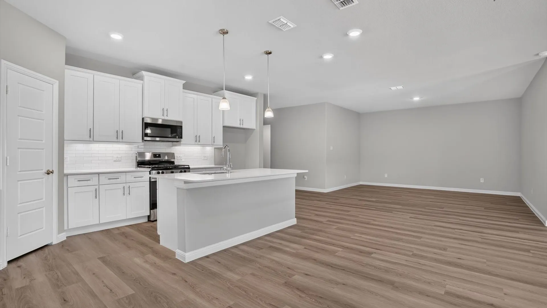 Single Family Residence For Sale in Dallas County , 1509 SHELDON Drive, De Soto, Texas 75115, 4 Bedroom, 2 Bathroom, 2 Garage spaces, 2,115 Sqft, built in 2026, mls#21404876, Real Estate Agent in De Soto, Homes For Sale in Dallas county, Homes For Sale in De Soto, Realtor in De Soto Texas, Real Estate Brokerage Independent Realty Texas, Luminita Cordes Realtor