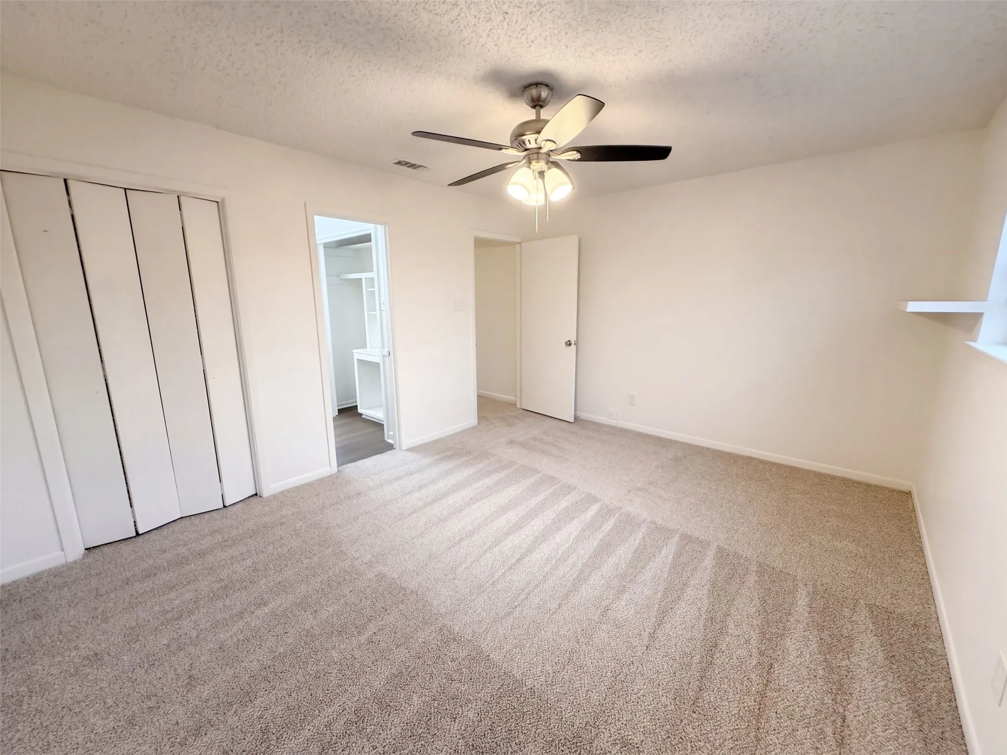 Single Family Residence For Sale in Somervell County , 501 Franklin Drive, Glen Rose, Texas 76043, 3 Bedroom, 2 Bathroom, 2 Garage spaces, 2,100 Sqft, built in 1975, mls#21407738, Real Estate Agent in Glen Rose, Homes For Sale in Somervell county, Homes For Sale in Glen Rose, Realtor in Glen Rose Texas, Real Estate Brokerage Independent Realty Texas, Luminita Cordes Realtor