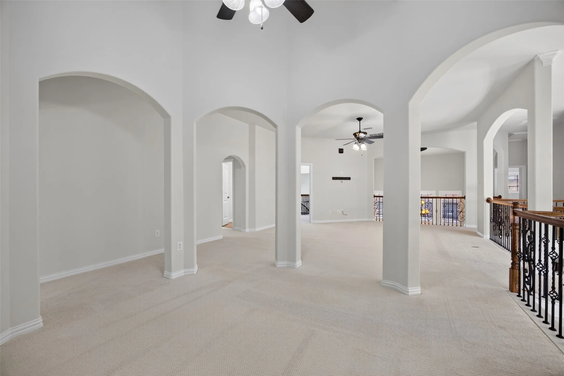 Single Family Residence For Sale in Tarrant County , 6947 Seabreeze Drive, Grand Prairie, Texas 75054, 5 Bedroom, 4 Bathroom, 3 Garage spaces, 4,587 Sqft, built in 2007, mls#21400484, Real Estate Agent in Grand Prairie, Homes For Sale in Tarrant county, Homes For Sale in Grand Prairie, Realtor in Grand Prairie Texas, Real Estate Brokerage Independent Realty Texas, Luminita Cordes Realtor