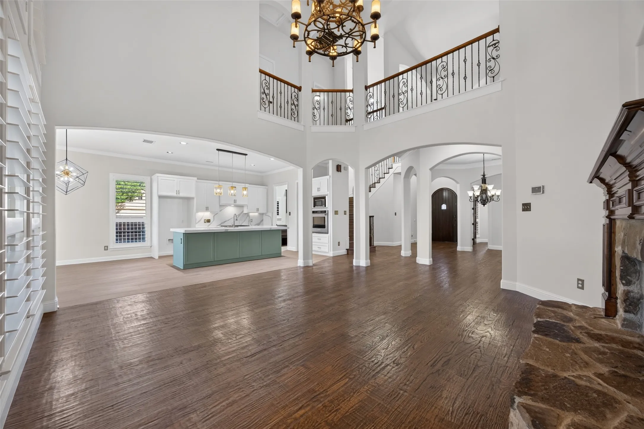 There is so much space to lounge or entertain guests!