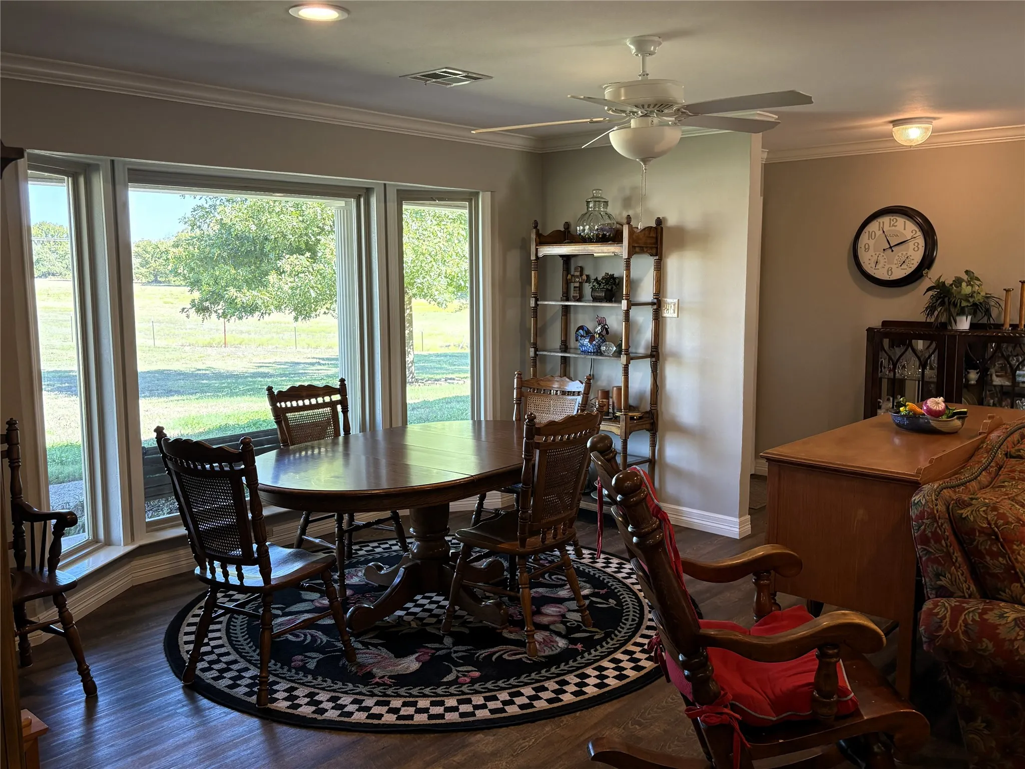 Farm For Sale in Mc Lennan County , 2379 Spring Valley Road, Lorena, Texas 76655, 4 Bedroom, 3 Bathroom, 3 Garage spaces, 2,645 Sqft, built in 1972, mls#21402862, Real Estate Agent in Lorena, Homes For Sale in Mc Lennan county, Homes For Sale in Lorena, Realtor in Lorena Texas, Real Estate Brokerage Independent Realty Texas, Luminita Cordes Realtor