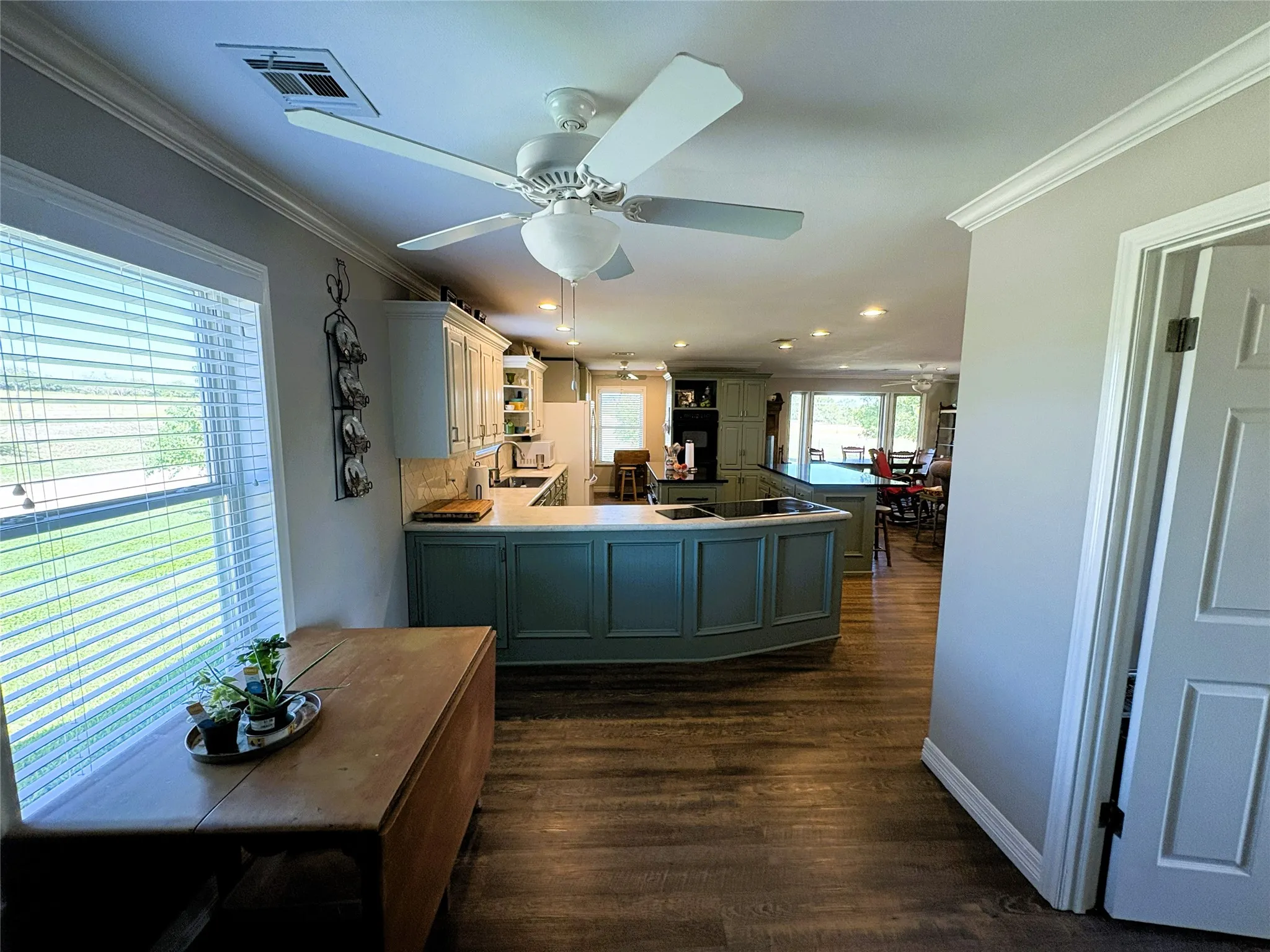 Farm For Sale in Mc Lennan County , 2379 Spring Valley Road, Lorena, Texas 76655, 4 Bedroom, 3 Bathroom, 3 Garage spaces, 2,645 Sqft, built in 1972, mls#21402862, Real Estate Agent in Lorena, Homes For Sale in Mc Lennan county, Homes For Sale in Lorena, Realtor in Lorena Texas, Real Estate Brokerage Independent Realty Texas, Luminita Cordes Realtor