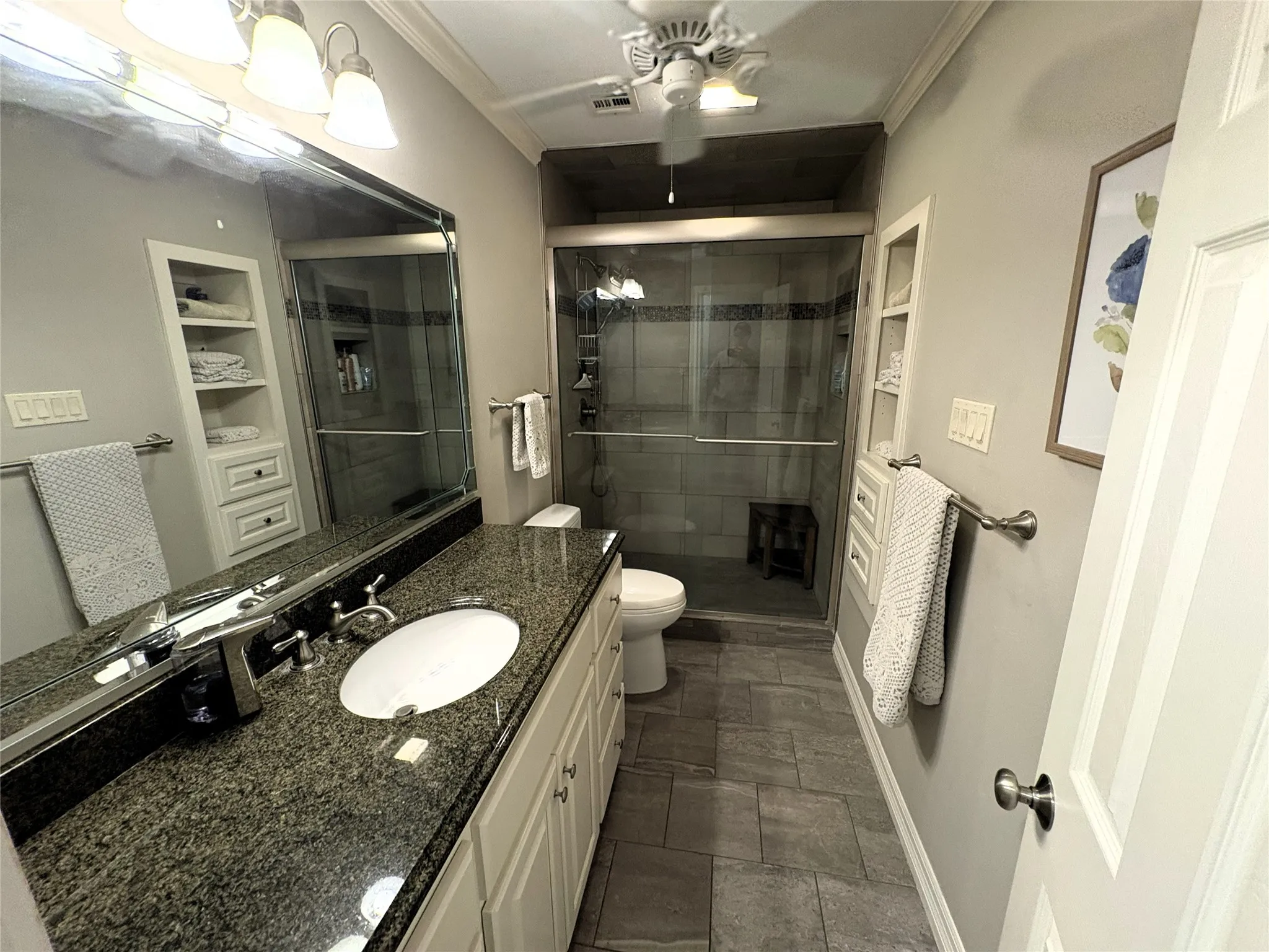 Farm For Sale in Mc Lennan County , 2379 Spring Valley Road, Lorena, Texas 76655, 4 Bedroom, 3 Bathroom, 3 Garage spaces, 2,645 Sqft, built in 1972, mls#21402862, Real Estate Agent in Lorena, Homes For Sale in Mc Lennan county, Homes For Sale in Lorena, Realtor in Lorena Texas, Real Estate Brokerage Independent Realty Texas, Luminita Cordes Realtor
