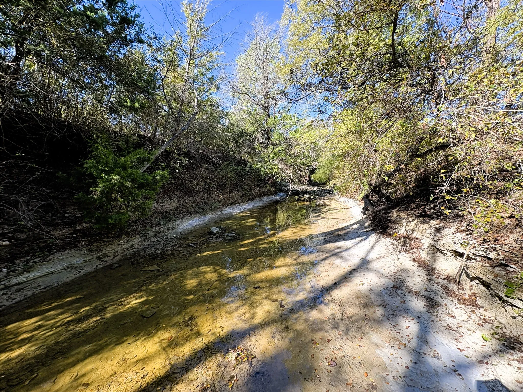 Farm For Sale in Mc Lennan County , 2379 Spring Valley Road, Lorena, Texas 76655, 4 Bedroom, 3 Bathroom, 3 Garage spaces, 2,645 Sqft, built in 1972, mls#21402862, Real Estate Agent in Lorena, Homes For Sale in Mc Lennan county, Homes For Sale in Lorena, Realtor in Lorena Texas, Real Estate Brokerage Independent Realty Texas, Luminita Cordes Realtor