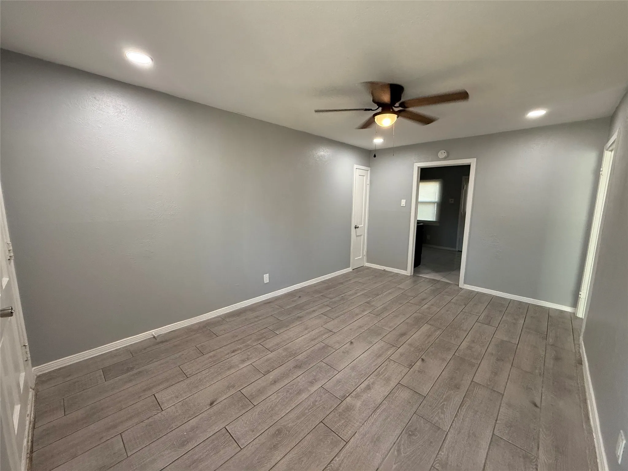 Duplex For Rent in Tarrant County , 4127 Fox Drive, Fort Worth, Texas 76117, 2 Bedroom, 1 Bathroom, Garage spaces, 705 Sqft, built in 1950, mls#21407742, Real Estate Agent in Fort Worth, Homes For Rent in Tarrant county, Homes For Rent in Fort Worth, Realtor in Fort Worth Texas, Real Estate Brokerage Independent Realty Texas, Luminita Cordes Realtor