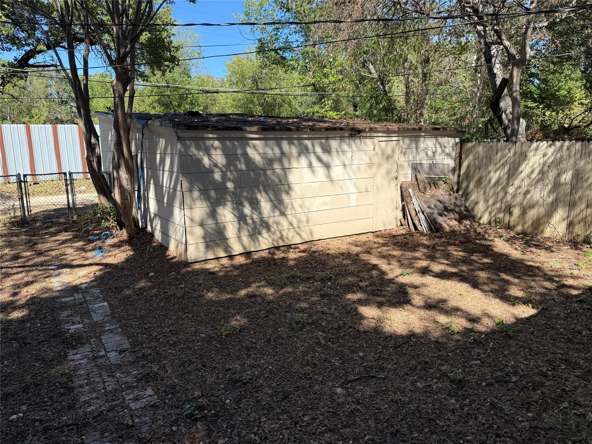Duplex For Rent in Tarrant County , 4127 Fox Drive, Fort Worth, Texas 76117, 2 Bedroom, 1 Bathroom, Garage spaces, 705 Sqft, built in 1950, mls#21407742, Real Estate Agent in Fort Worth, Homes For Rent in Tarrant county, Homes For Rent in Fort Worth, Realtor in Fort Worth Texas, Real Estate Brokerage Independent Realty Texas, Luminita Cordes Realtor