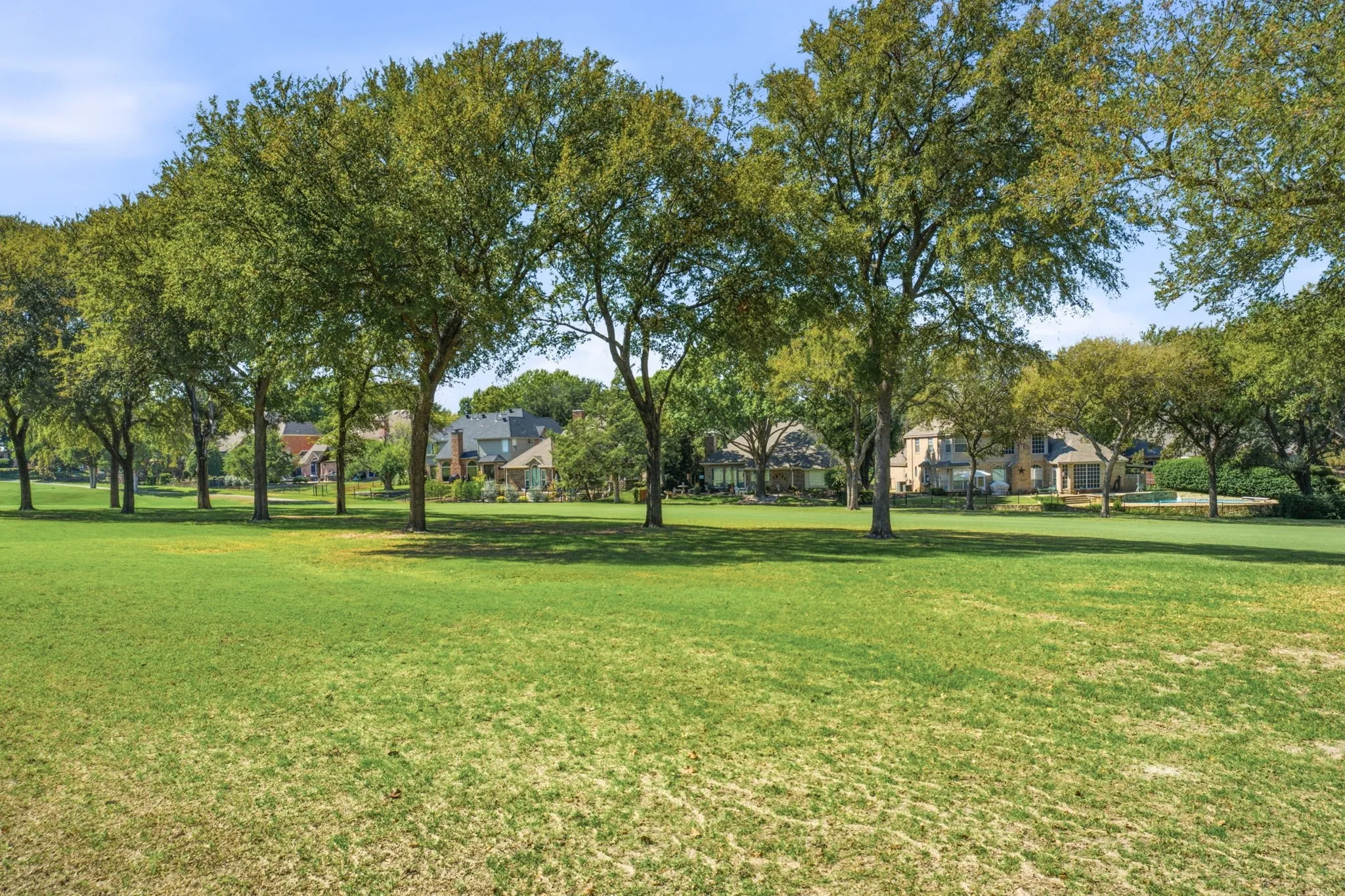 Single Family Residence For Sale in Collin County , 2638 Valley Creek Trail, Mc Kinney, Texas 75072, 3 Bedroom, 2 Bathroom, 2 Garage spaces, 2,283 Sqft, built in 1989, mls#21406627, Real Estate Agent in Mc Kinney, Homes For Sale in Collin county, Homes For Sale in Mc Kinney, Realtor in Mc Kinney Texas, Real Estate Brokerage Independent Realty Texas, Luminita Cordes Realtor