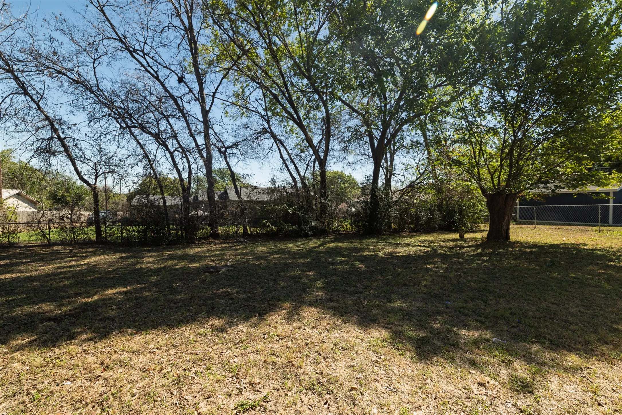 Single Family Residence For Sale in Tarrant County , 3732 Cheryl Street, Haltom City, Texas 76117, 4 Bedroom, 2 Bathroom, Garage spaces, 1,540 Sqft, built in 1954, mls#21405056, Real Estate Agent in Haltom City, Homes For Sale in Tarrant county, Homes For Sale in Haltom City, Realtor in Haltom City Texas, Real Estate Brokerage Independent Realty Texas, Luminita Cordes Realtor