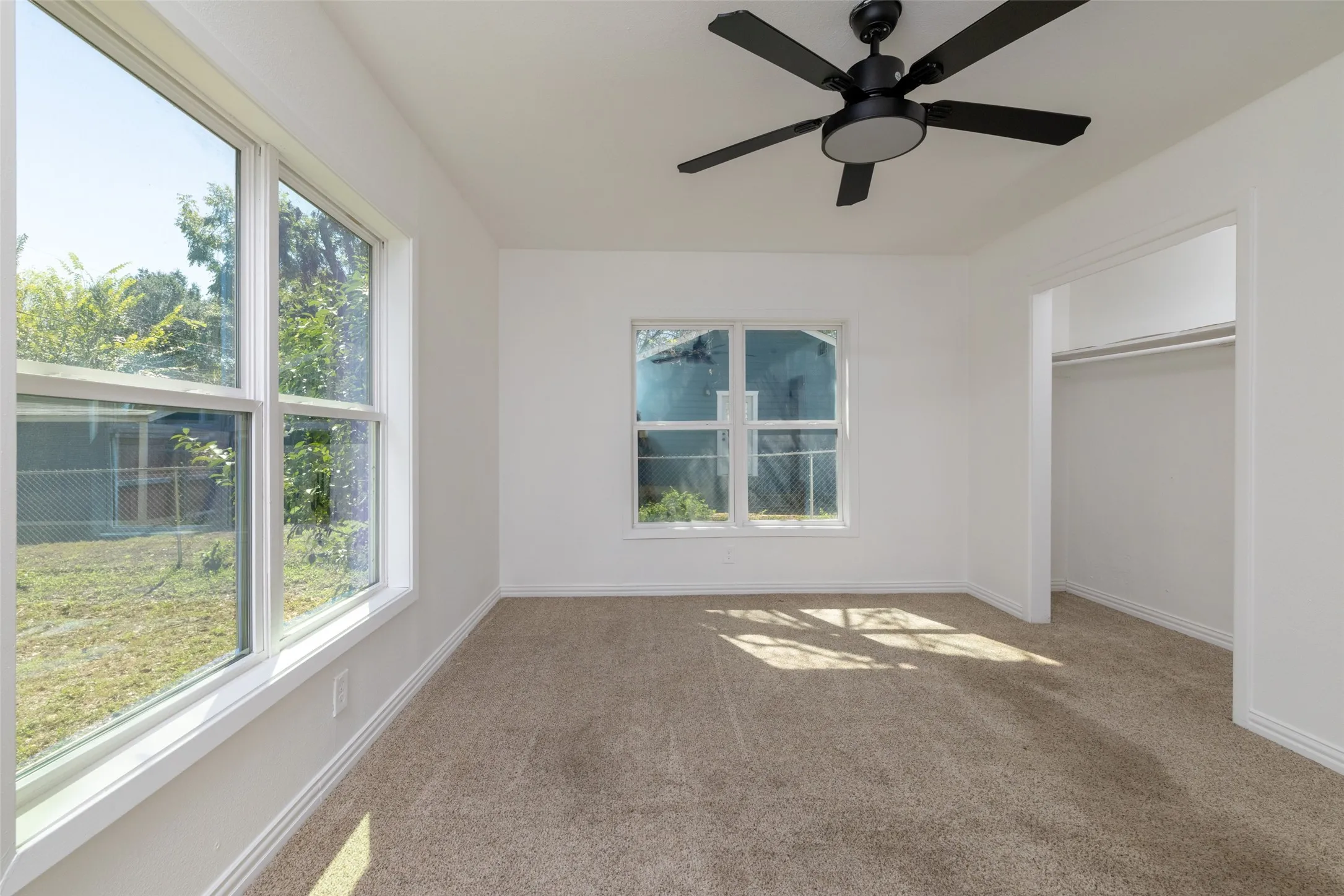 Single Family Residence For Sale in Tarrant County , 3732 Cheryl Street, Haltom City, Texas 76117, 4 Bedroom, 2 Bathroom, Garage spaces, 1,540 Sqft, built in 1954, mls#21405056, Real Estate Agent in Haltom City, Homes For Sale in Tarrant county, Homes For Sale in Haltom City, Realtor in Haltom City Texas, Real Estate Brokerage Independent Realty Texas, Luminita Cordes Realtor