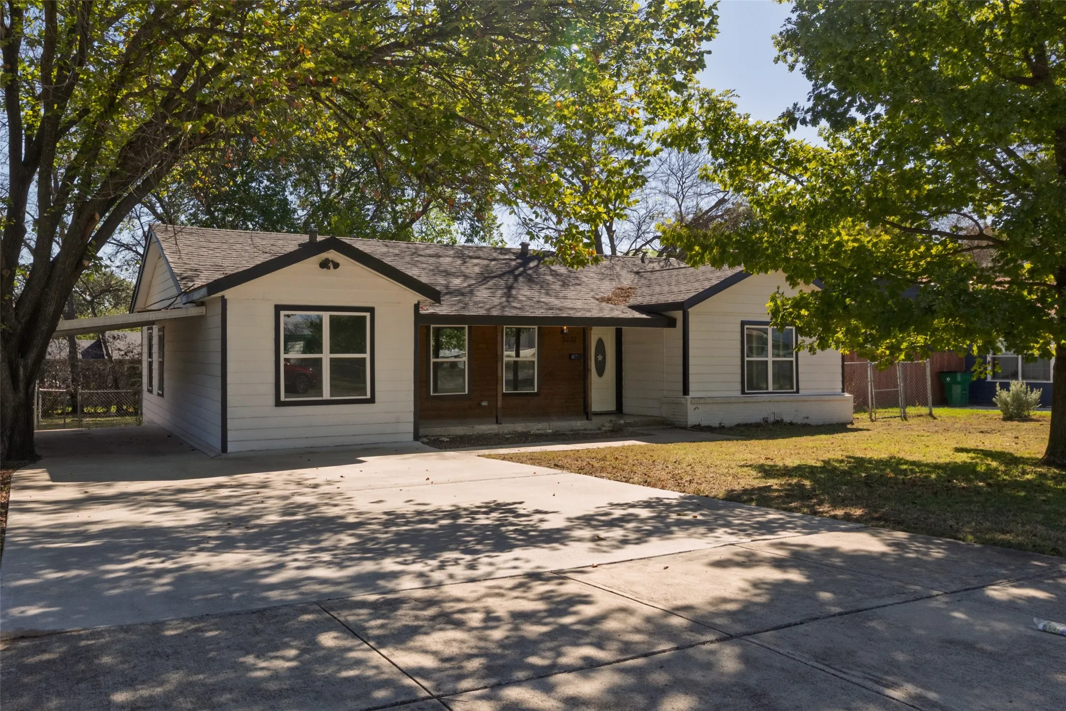 Single Family Residence For Sale in Tarrant County , 3732 Cheryl Street, Haltom City, Texas 76117, 4 Bedroom, 2 Bathroom, Garage spaces, 1,540 Sqft, built in 1954, mls#21405056, Real Estate Agent in Haltom City, Homes For Sale in Tarrant county, Homes For Sale in Haltom City, Realtor in Haltom City Texas, Real Estate Brokerage Independent Realty Texas, Luminita Cordes Realtor
