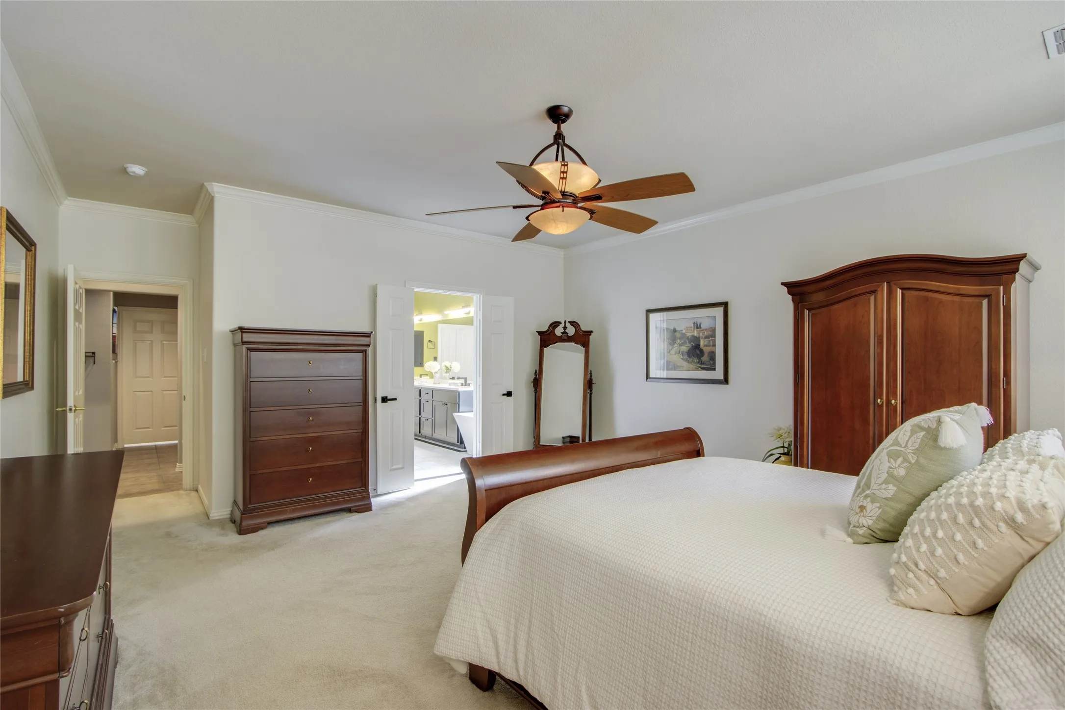 Single Family Residence For Sale in Denton County , 2705 Quail Cove Drive, Highland Village, Texas 75077, 4 Bedroom, 4 Bathroom, 5 Garage spaces, 3,505 Sqft, built in 2001, mls#21381414, Real Estate Agent in Highland Village, Homes For Sale in Denton county, Homes For Sale in Highland Village, Realtor in Highland Village Texas, Real Estate Brokerage Independent Realty Texas, Luminita Cordes Realtor