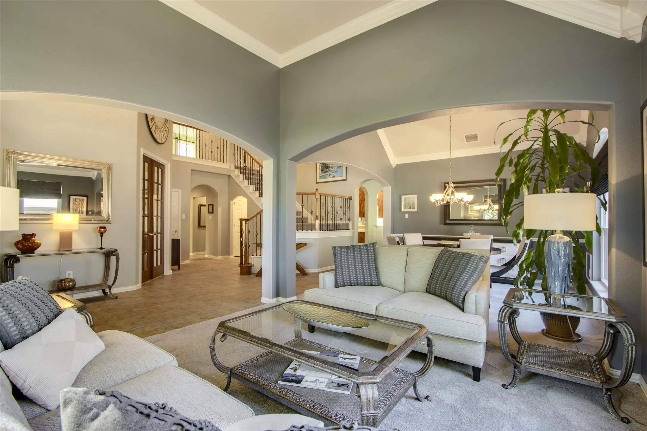 Single Family Residence For Sale in Denton County , 2705 Quail Cove Drive, Highland Village, Texas 75077, 4 Bedroom, 4 Bathroom, 5 Garage spaces, 3,505 Sqft, built in 2001, mls#21381414, Real Estate Agent in Highland Village, Homes For Sale in Denton county, Homes For Sale in Highland Village, Realtor in Highland Village Texas, Real Estate Brokerage Independent Realty Texas, Luminita Cordes Realtor