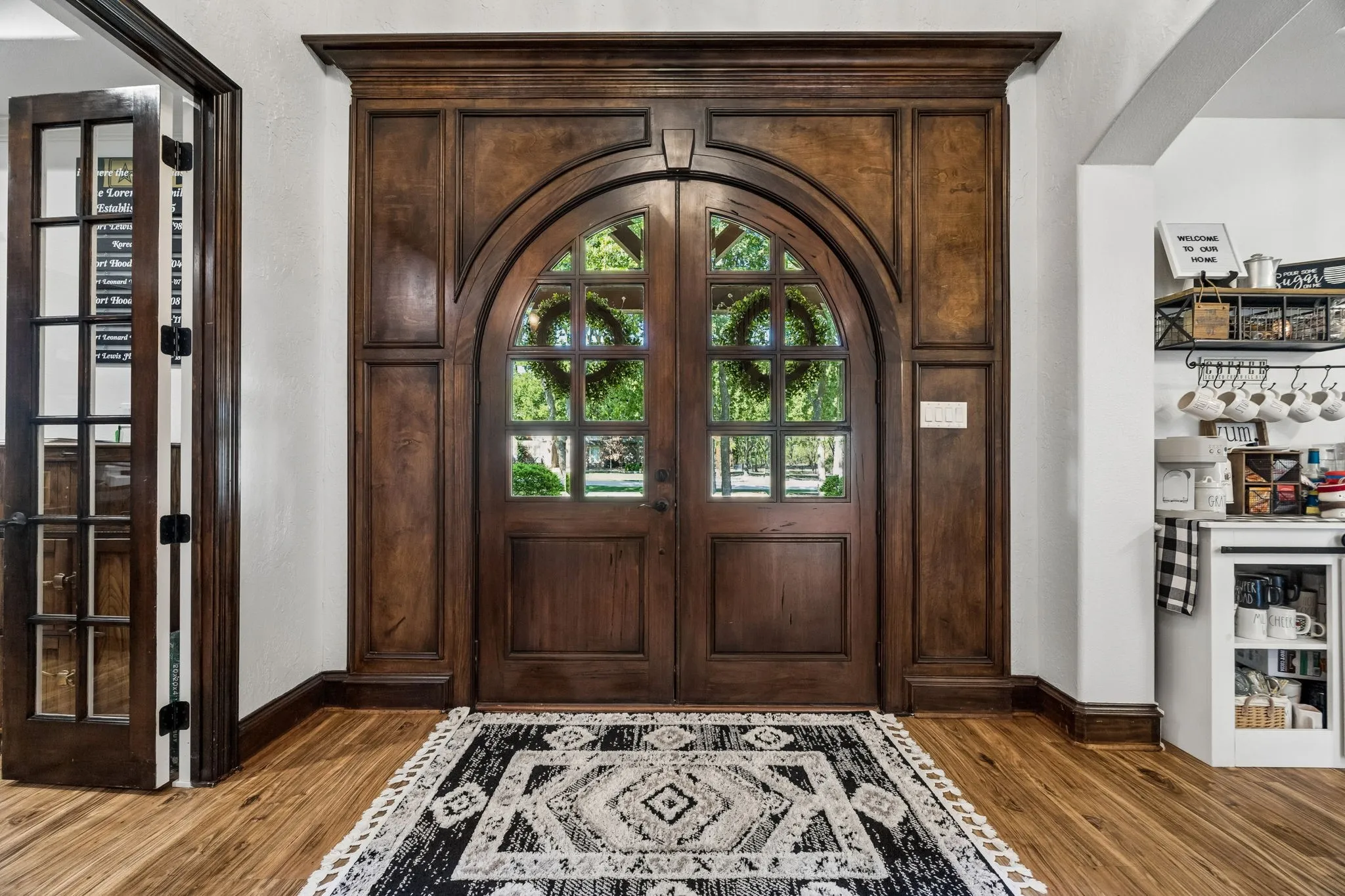 Single Family Residence For Sale in Rockwall County , 465 Equestrian Drive, Rockwall, Texas 75032, 5 Bedroom, 6 Bathroom, 4 Garage spaces, 5,535 Sqft, built in 2004, mls#21406622, Real Estate Agent in Rockwall, Homes For Sale in Rockwall county, Homes For Sale in Rockwall, Realtor in Rockwall Texas, Real Estate Brokerage Independent Realty Texas, Luminita Cordes Realtor