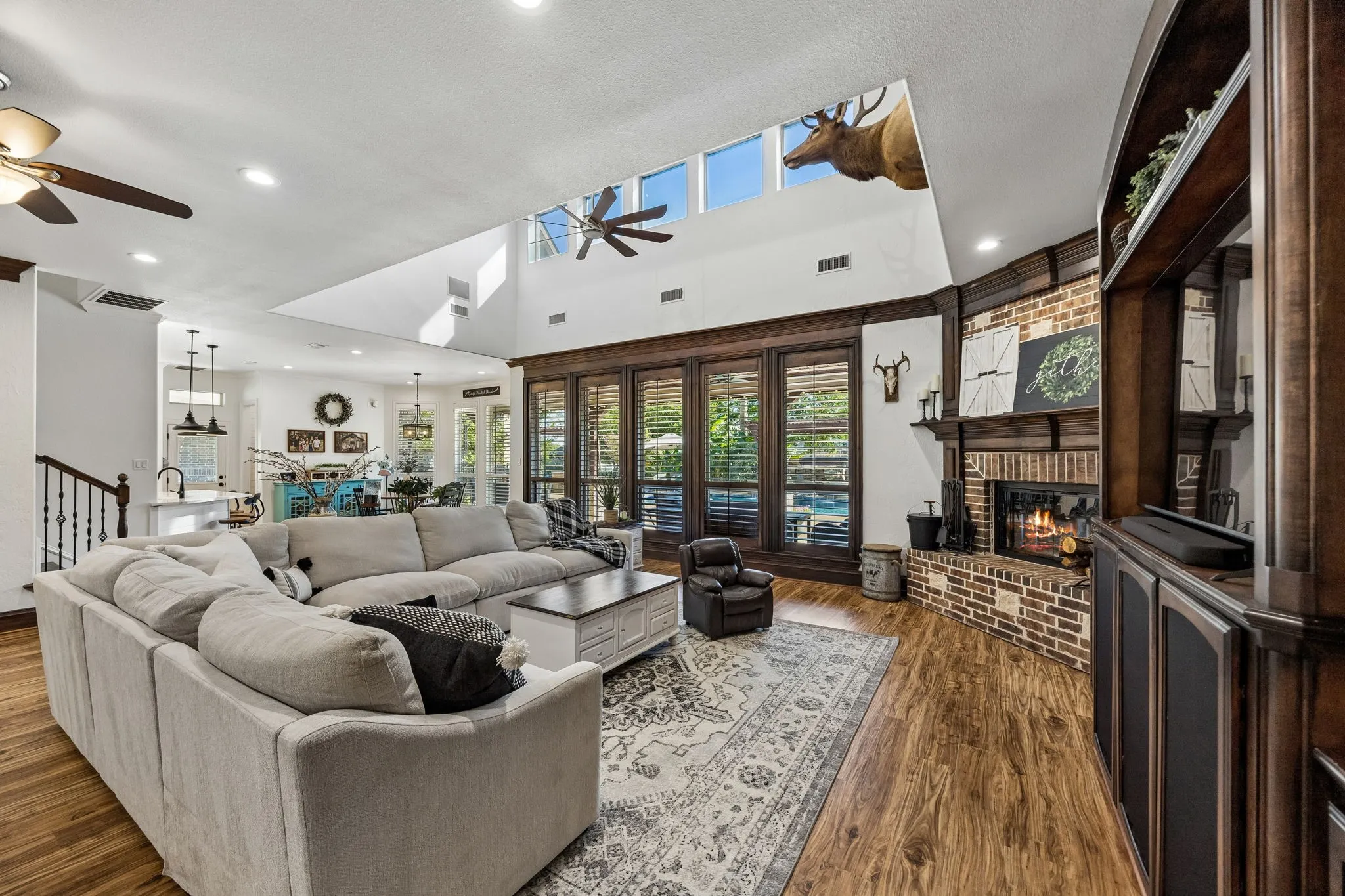 Single Family Residence For Sale in Rockwall County , 465 Equestrian Drive, Rockwall, Texas 75032, 5 Bedroom, 6 Bathroom, 4 Garage spaces, 5,535 Sqft, built in 2004, mls#21406622, Real Estate Agent in Rockwall, Homes For Sale in Rockwall county, Homes For Sale in Rockwall, Realtor in Rockwall Texas, Real Estate Brokerage Independent Realty Texas, Luminita Cordes Realtor