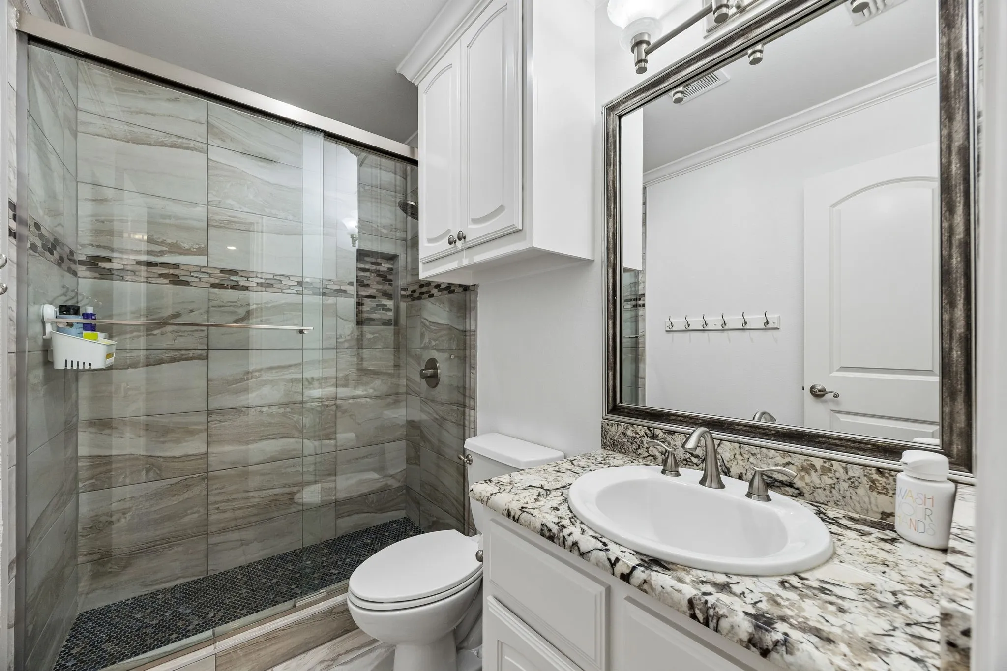 Single Family Residence For Sale in Rockwall County , 465 Equestrian Drive, Rockwall, Texas 75032, 5 Bedroom, 6 Bathroom, 4 Garage spaces, 5,535 Sqft, built in 2004, mls#21406622, Real Estate Agent in Rockwall, Homes For Sale in Rockwall county, Homes For Sale in Rockwall, Realtor in Rockwall Texas, Real Estate Brokerage Independent Realty Texas, Luminita Cordes Realtor
