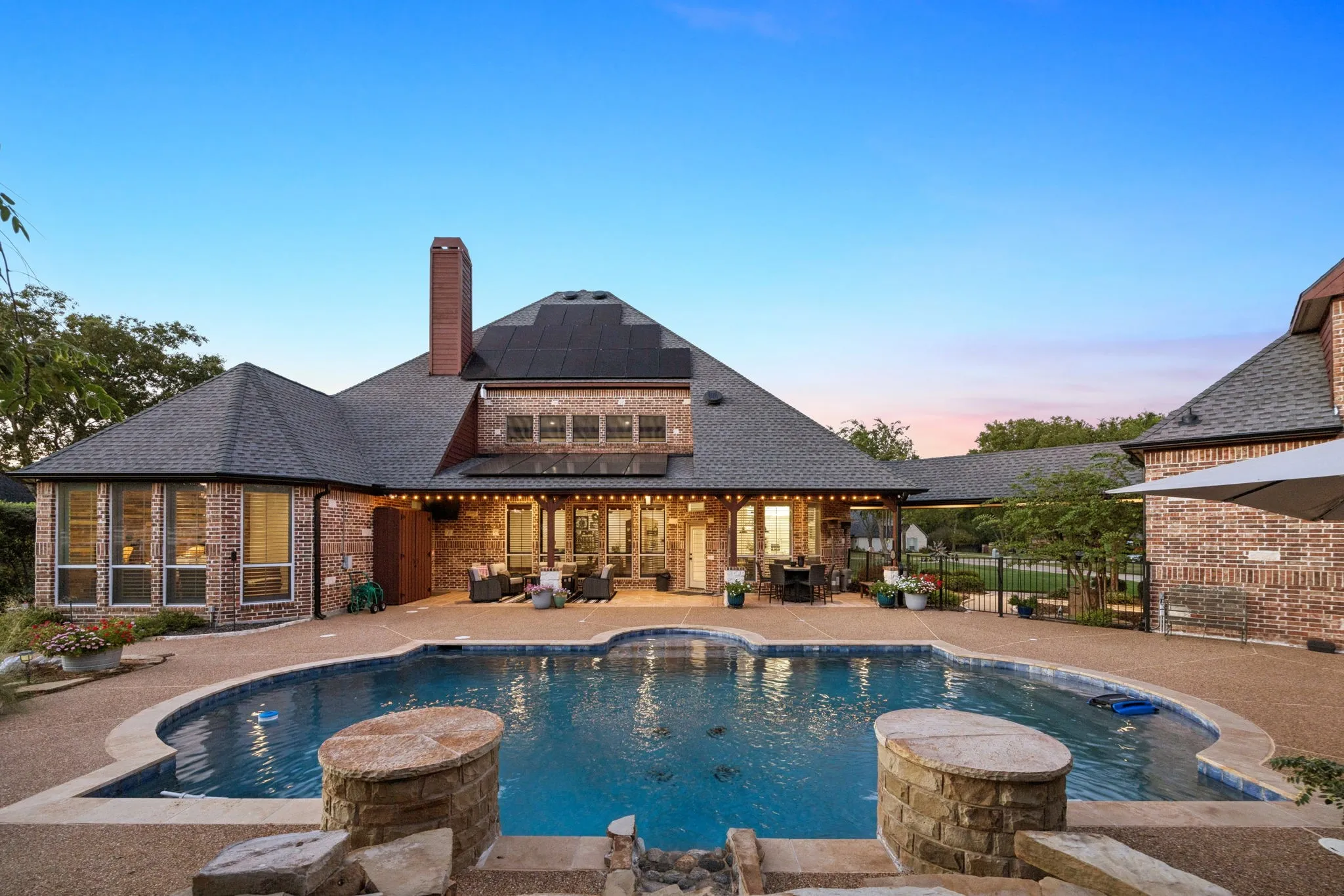 Single Family Residence For Sale in Rockwall County , 465 Equestrian Drive, Rockwall, Texas 75032, 5 Bedroom, 6 Bathroom, 4 Garage spaces, 5,535 Sqft, built in 2004, mls#21406622, Real Estate Agent in Rockwall, Homes For Sale in Rockwall county, Homes For Sale in Rockwall, Realtor in Rockwall Texas, Real Estate Brokerage Independent Realty Texas, Luminita Cordes Realtor