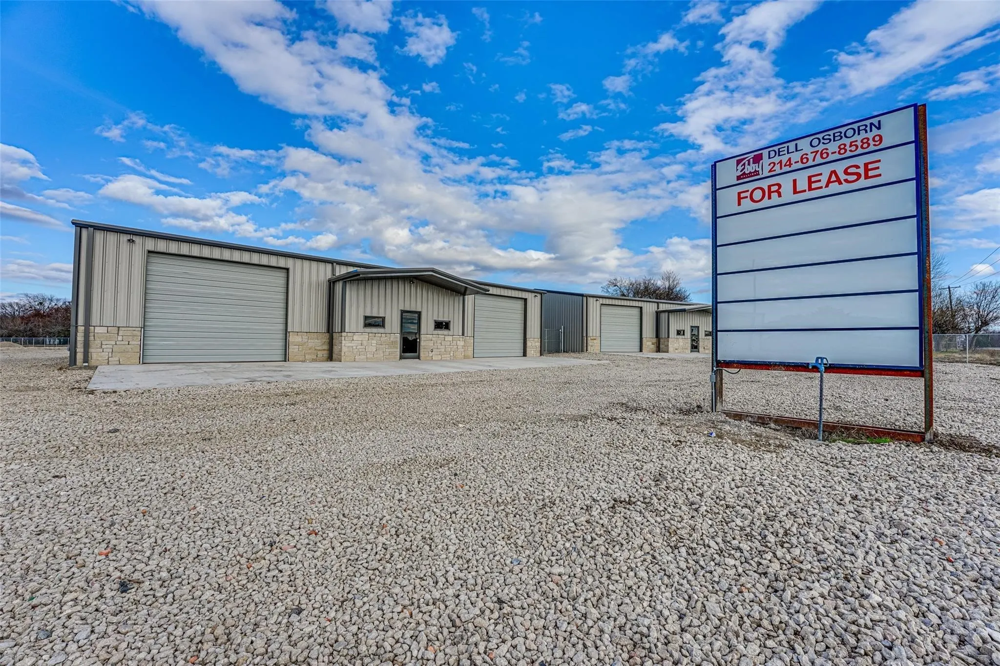 Warehouse For Rent in Hunt County , 2667-B S US Highway 69, Greenville, Texas 75402, 0, 0, Garage spaces, 0 Sqft, built in 2023, mls#21407513, Real Estate Agent in Greenville, Homes For Rent in Hunt county, Homes For Rent in Greenville, Realtor in Greenville Texas, Real Estate Brokerage Independent Realty Texas, Luminita Cordes Realtor