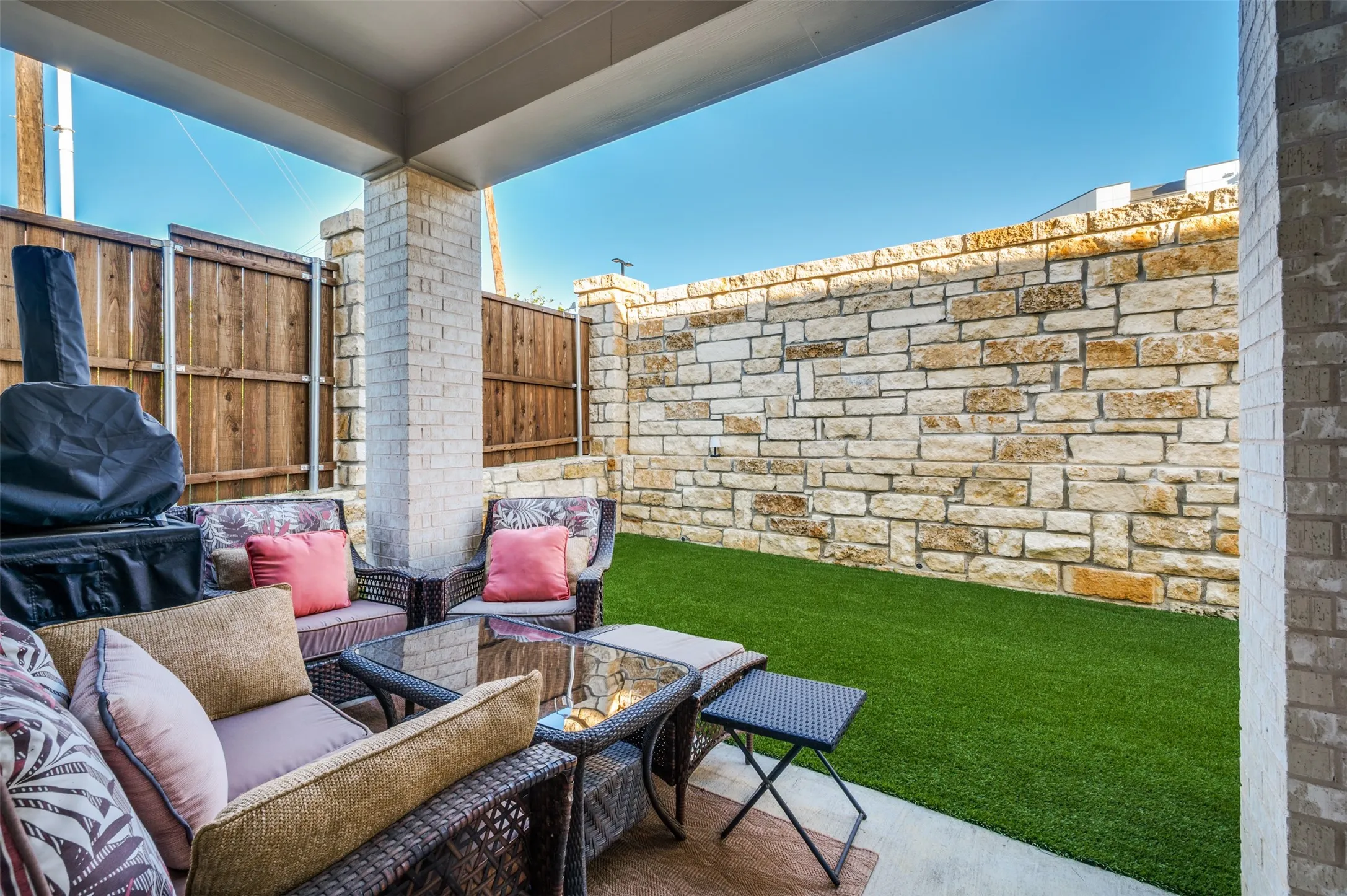 Townhouse For Sale in Denton County , 3101 Sir Judge Drive, Lewisville, Texas 75056, 3 Bedroom, 3 Bathroom, 2 Garage spaces, 2,564 Sqft, built in 2025, mls#21402666, Real Estate Agent in Lewisville, Homes For Sale in Denton county, Homes For Sale in Lewisville, Realtor in Lewisville Texas, Real Estate Brokerage Independent Realty Texas, Luminita Cordes Realtor