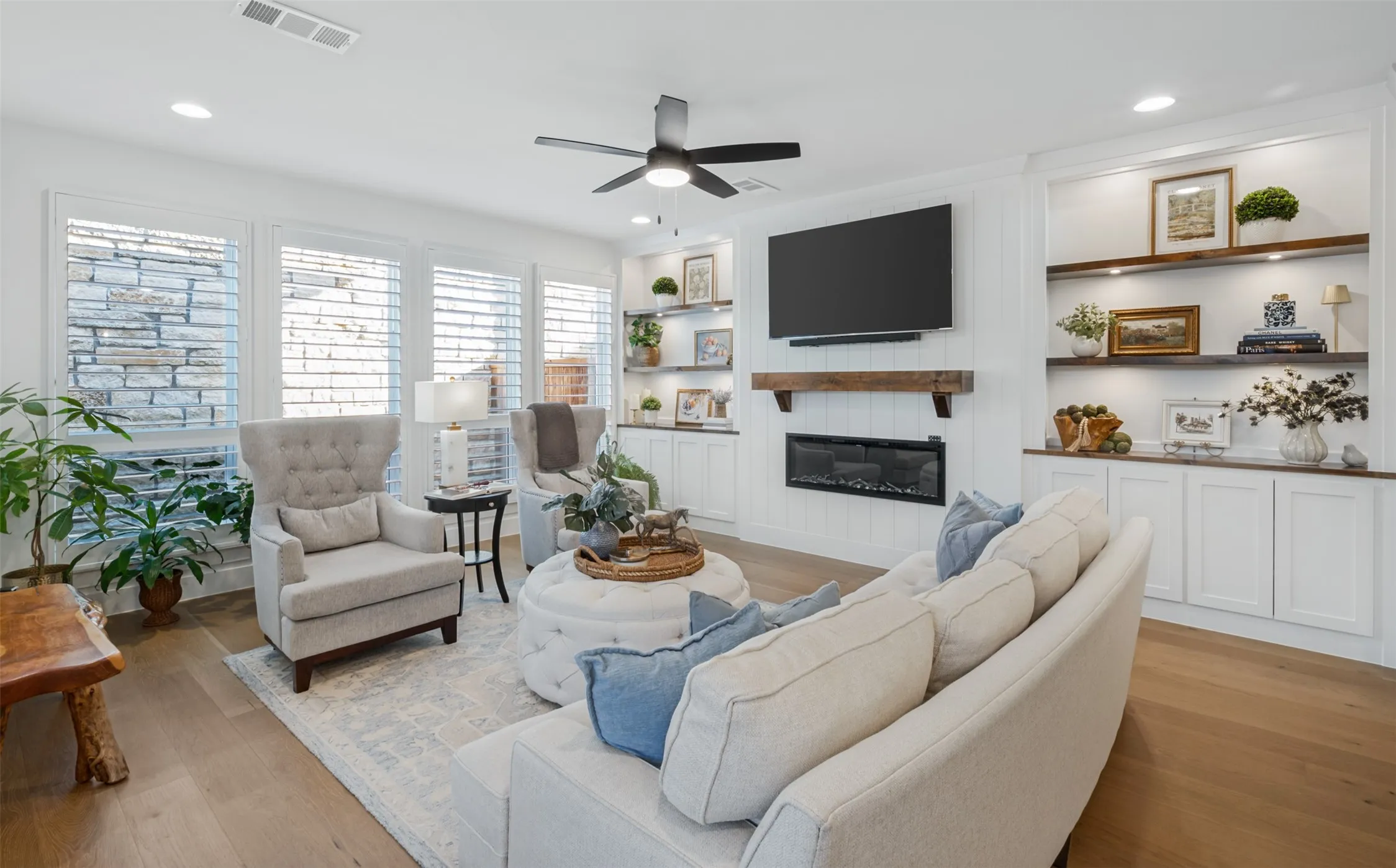Townhouse For Sale in Denton County , 3101 Sir Judge Drive, Lewisville, Texas 75056, 3 Bedroom, 3 Bathroom, 2 Garage spaces, 2,564 Sqft, built in 2025, mls#21402666, Real Estate Agent in Lewisville, Homes For Sale in Denton county, Homes For Sale in Lewisville, Realtor in Lewisville Texas, Real Estate Brokerage Independent Realty Texas, Luminita Cordes Realtor