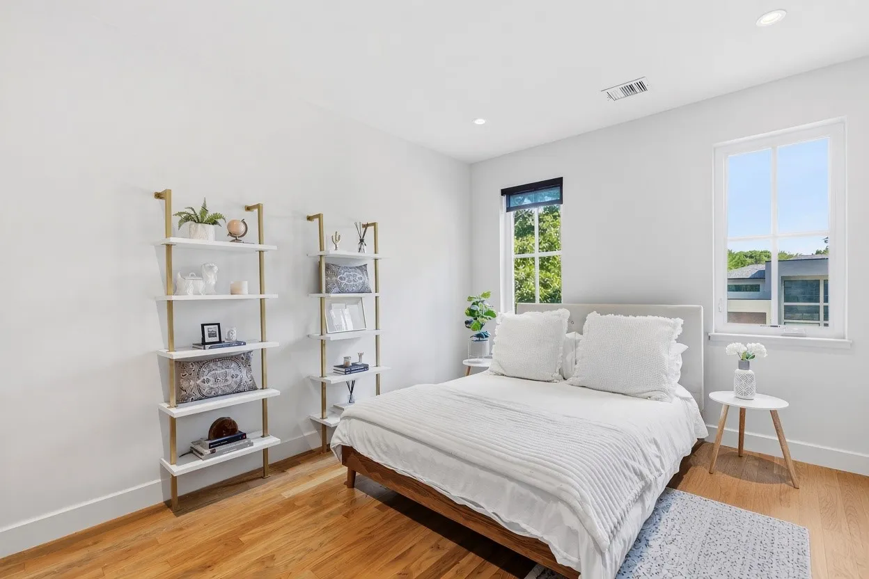 Single Family Residence For Sale in Dallas County , 3867 Van Ness Lane, Dallas, Texas 75220, 4 Bedroom, 6 Bathroom, 2 Garage spaces, 3,951 Sqft, built in 2017, mls#21405534, Real Estate Agent in Dallas, Homes For Sale in Dallas county, Homes For Sale in Dallas, Realtor in Dallas Texas, Real Estate Brokerage Independent Realty Texas, Luminita Cordes Realtor
