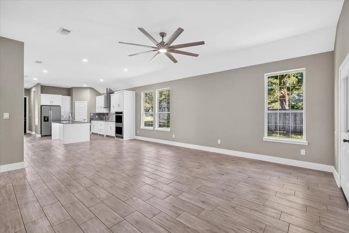 Single Family Residence For Sale in Kaufman County , 1093 Oak Ridge Drive, Oak Ridge, Texas 75160, 4 Bedroom, 2 Bathroom, 2 Garage spaces, 2,062 Sqft, built in 2026, mls#21407749, Real Estate Agent in Oak Ridge, Homes For Sale in Kaufman county, Homes For Sale in Oak Ridge, Realtor in Oak Ridge Texas, Real Estate Brokerage Independent Realty Texas, Luminita Cordes Realtor