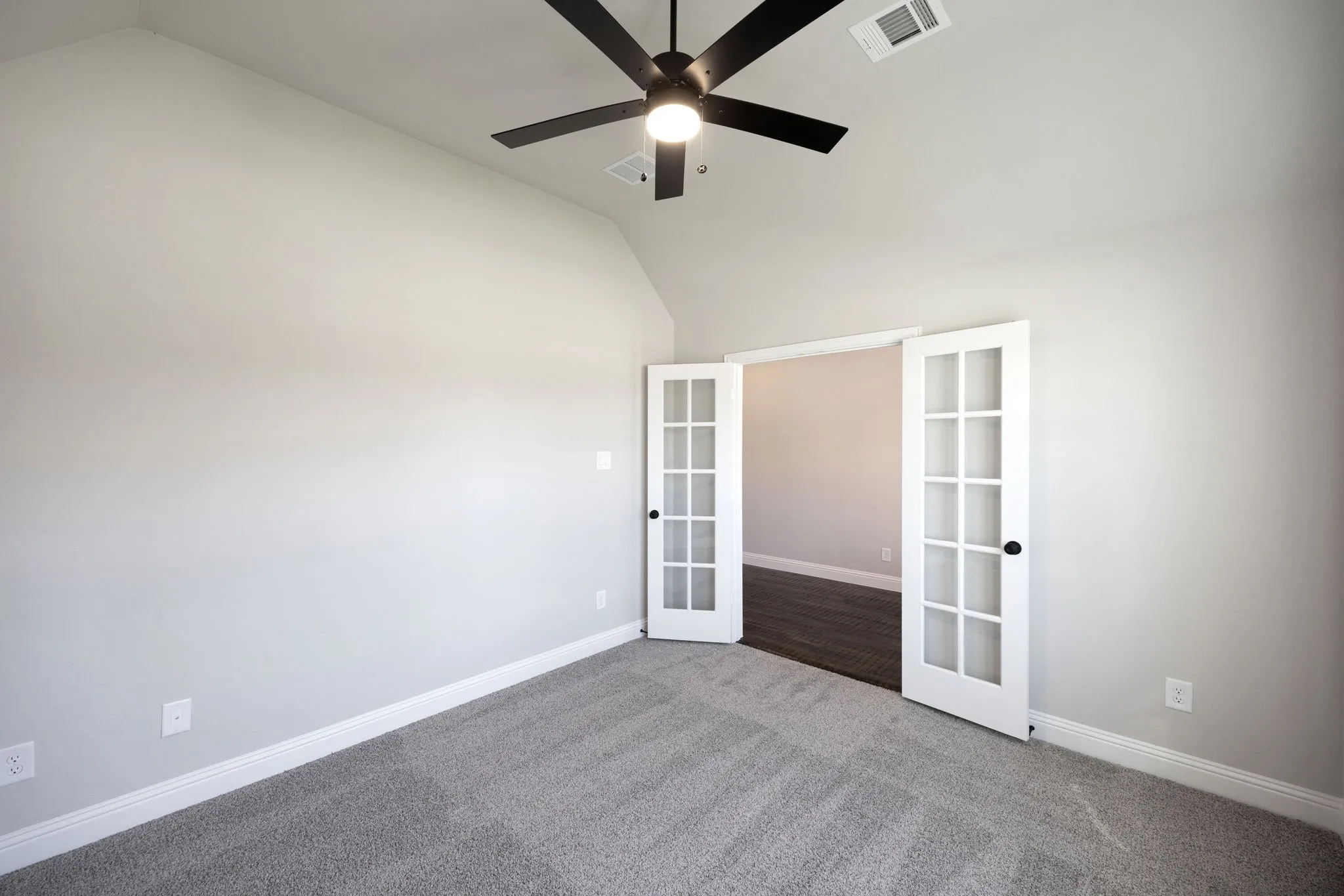 Single Family Residence For Sale in Collin County , 413 Jones Drive, Josephine, Texas 75173, 3 Bedroom, 2 Bathroom, 2 Garage spaces, 1,873 Sqft, built in 2025, mls#21407575, Real Estate Agent in Josephine, Homes For Sale in Collin county, Homes For Sale in Josephine, Realtor in Josephine Texas, Real Estate Brokerage Independent Realty Texas, Luminita Cordes Realtor