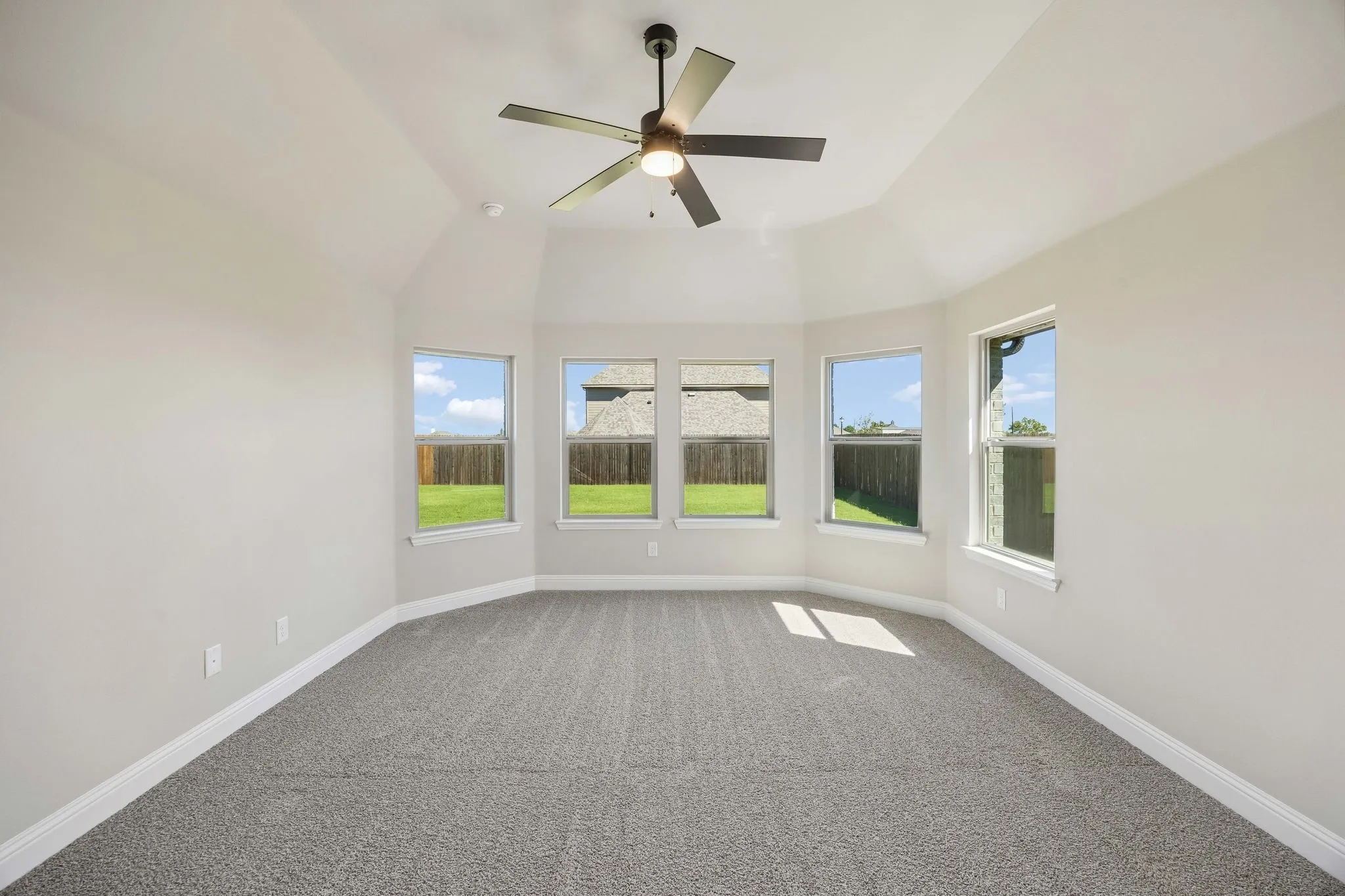 Single Family Residence For Sale in Collin County , 413 Jones Drive, Josephine, Texas 75173, 3 Bedroom, 2 Bathroom, 2 Garage spaces, 1,873 Sqft, built in 2025, mls#21407575, Real Estate Agent in Josephine, Homes For Sale in Collin county, Homes For Sale in Josephine, Realtor in Josephine Texas, Real Estate Brokerage Independent Realty Texas, Luminita Cordes Realtor