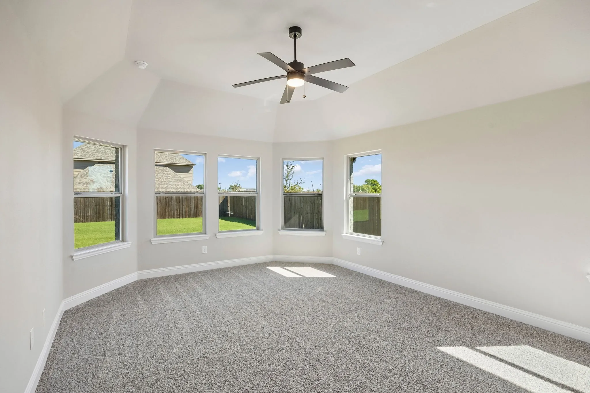 Single Family Residence For Sale in Collin County , 413 Jones Drive, Josephine, Texas 75173, 3 Bedroom, 2 Bathroom, 2 Garage spaces, 1,873 Sqft, built in 2025, mls#21407575, Real Estate Agent in Josephine, Homes For Sale in Collin county, Homes For Sale in Josephine, Realtor in Josephine Texas, Real Estate Brokerage Independent Realty Texas, Luminita Cordes Realtor