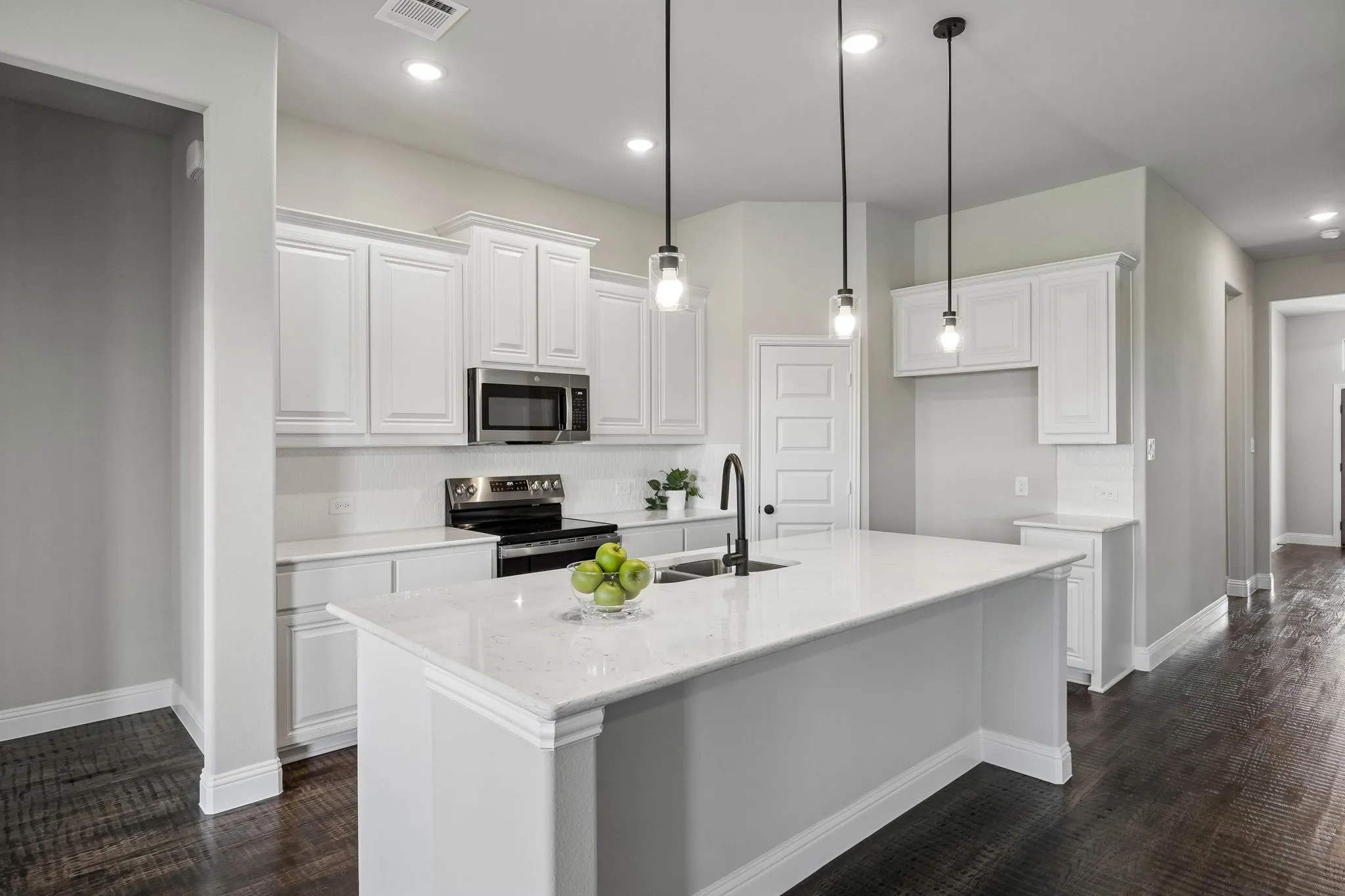 Single Family Residence For Sale in Collin County , 413 Jones Drive, Josephine, Texas 75173, 3 Bedroom, 2 Bathroom, 2 Garage spaces, 1,873 Sqft, built in 2025, mls#21407575, Real Estate Agent in Josephine, Homes For Sale in Collin county, Homes For Sale in Josephine, Realtor in Josephine Texas, Real Estate Brokerage Independent Realty Texas, Luminita Cordes Realtor