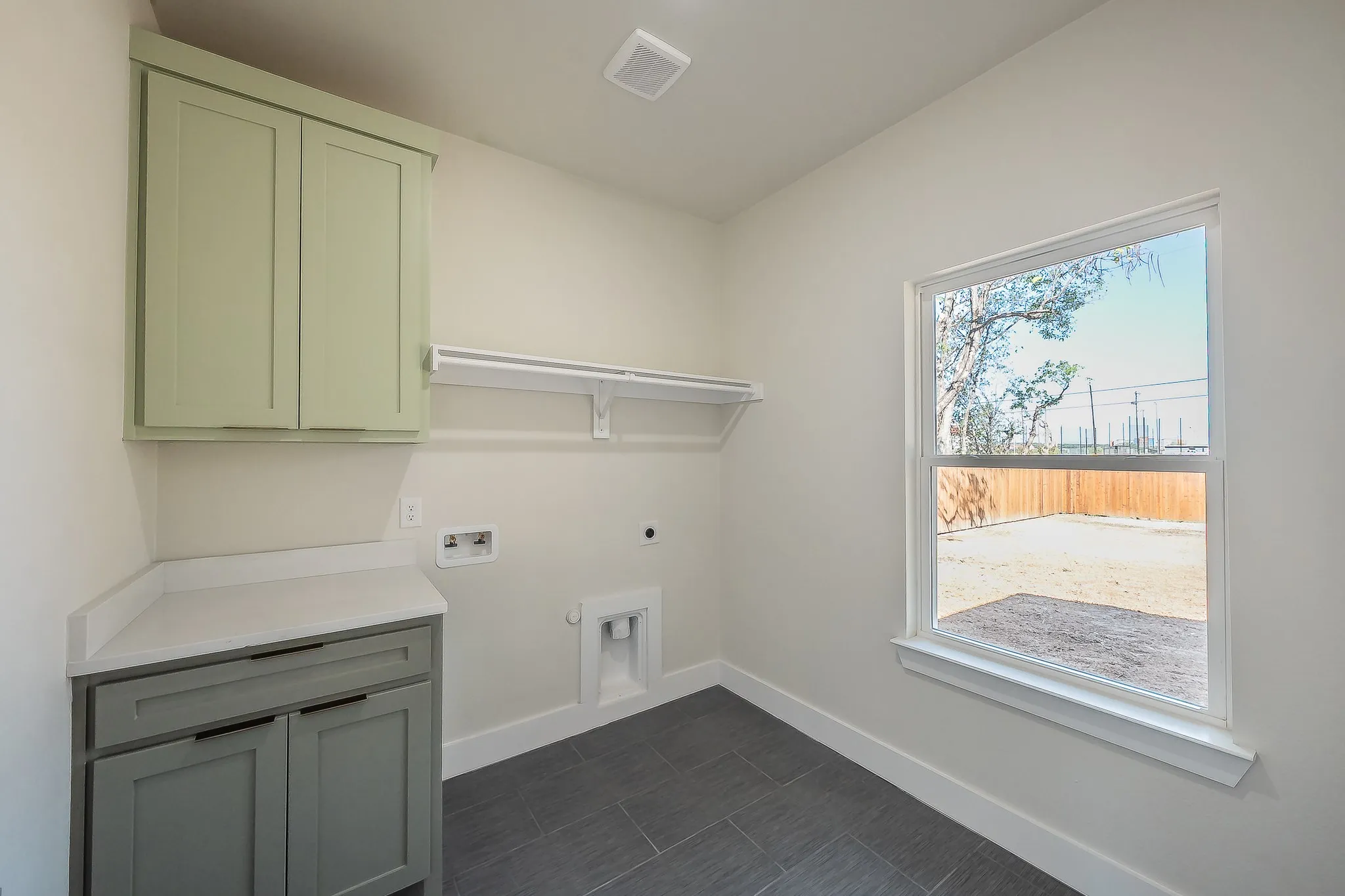 Single Family Residence For Sale in Wise County , 1019 Newby Avenue, Bridgeport, Texas 76426, 3 Bedroom, 2 Bathroom, Garage spaces, 1,371 Sqft, built in 2026, mls#21407748, Real Estate Agent in Bridgeport, Homes For Sale in Wise county, Homes For Sale in Bridgeport, Realtor in Bridgeport Texas, Real Estate Brokerage Independent Realty Texas, Luminita Cordes Realtor